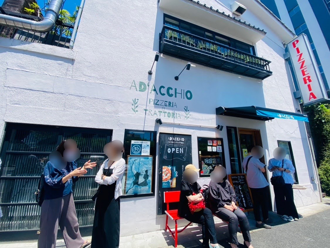 開店前から行列ができることもしばしばある人気店「アダッキオ」