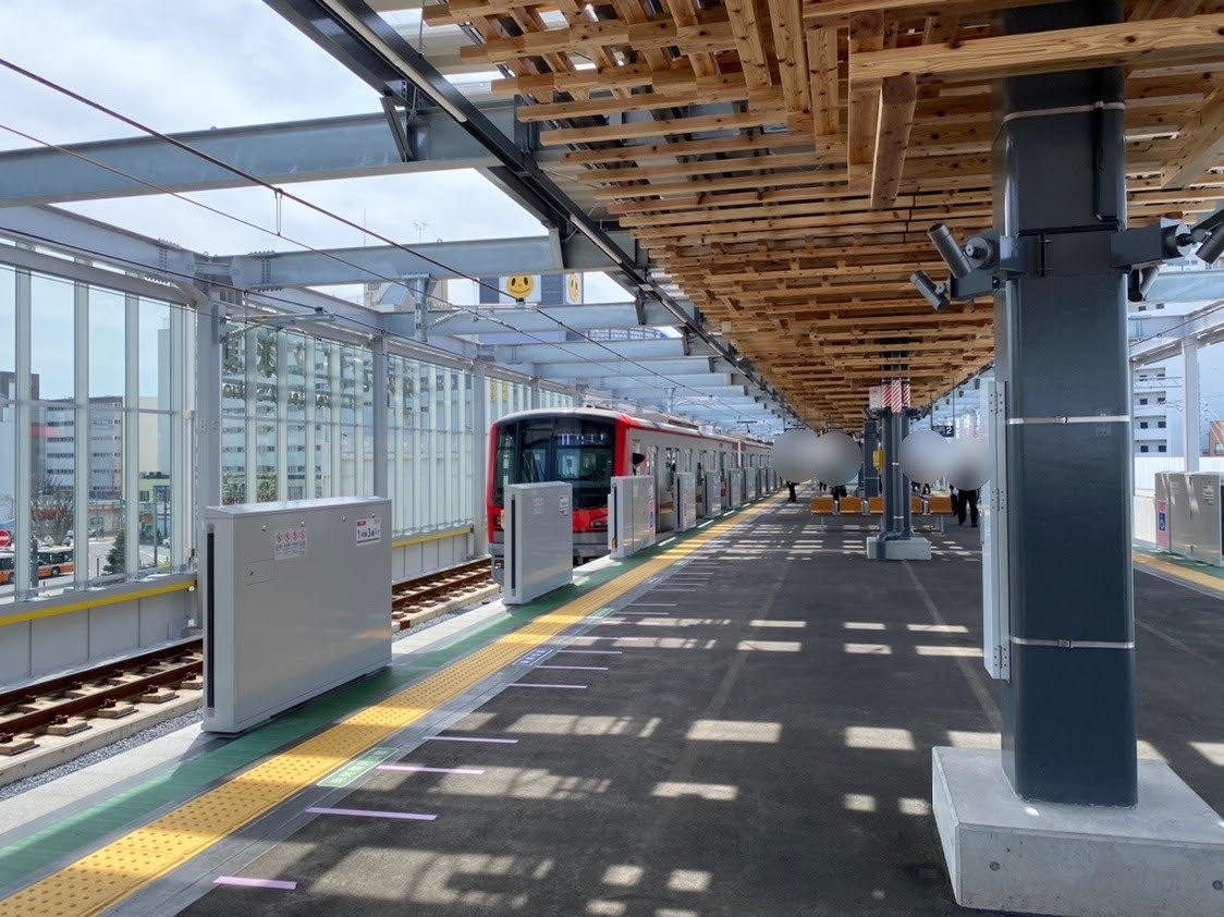 2022年3月に新しくなった「竹ノ塚」駅のホーム