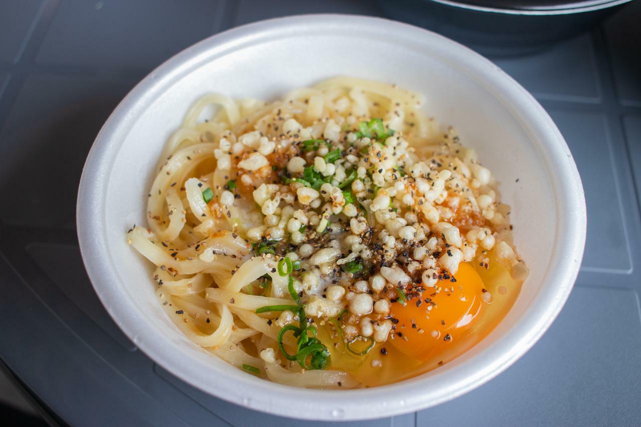 釜ボナーラうどん（税込500円）