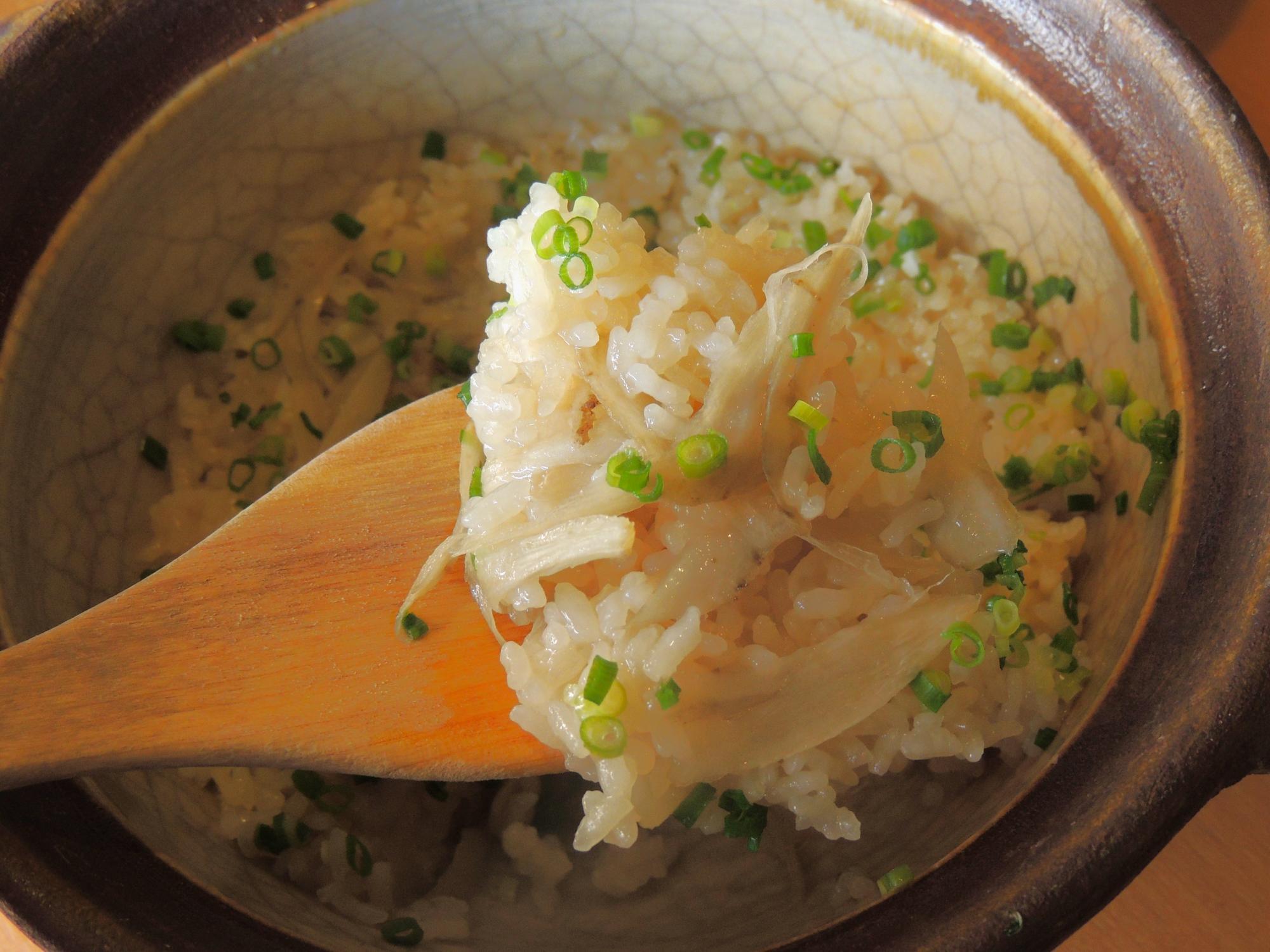 「河内鴨とごぼうごはん」