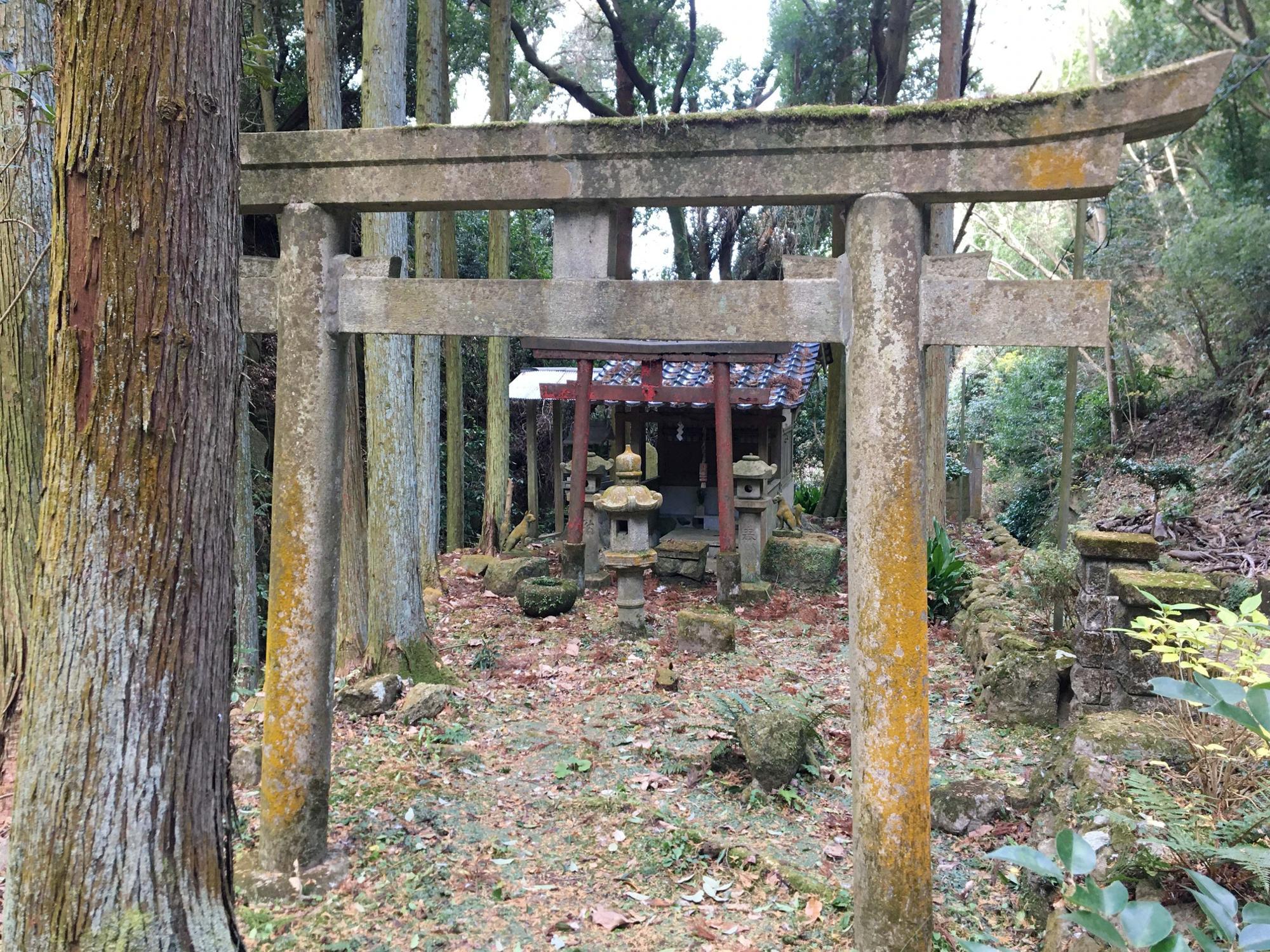 稲荷神社