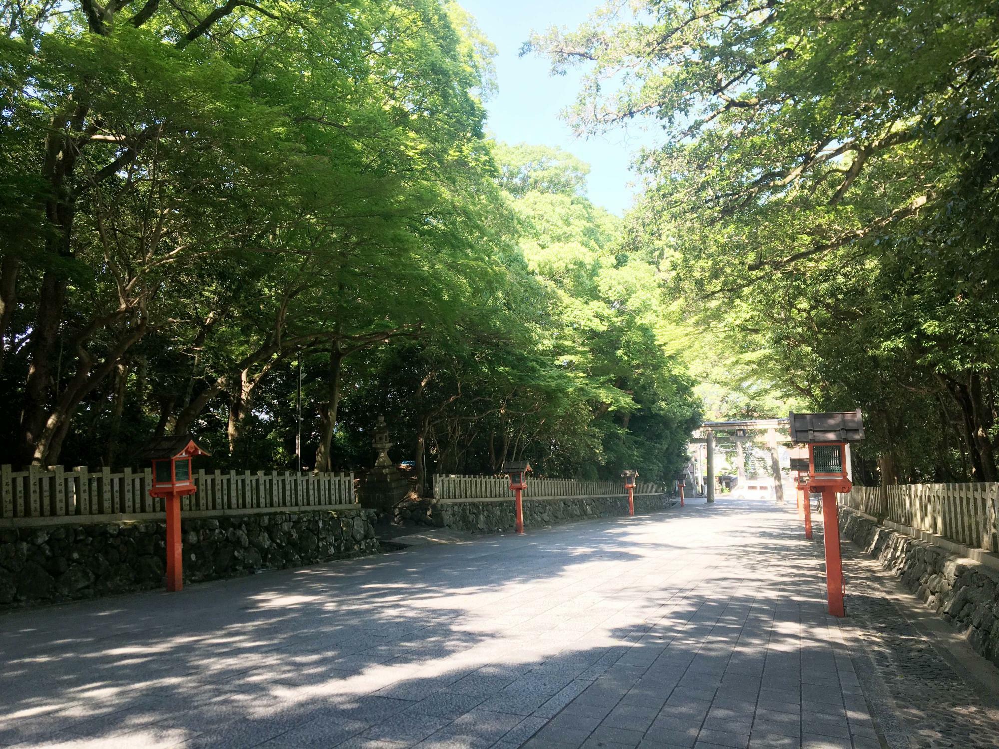 枚岡神社