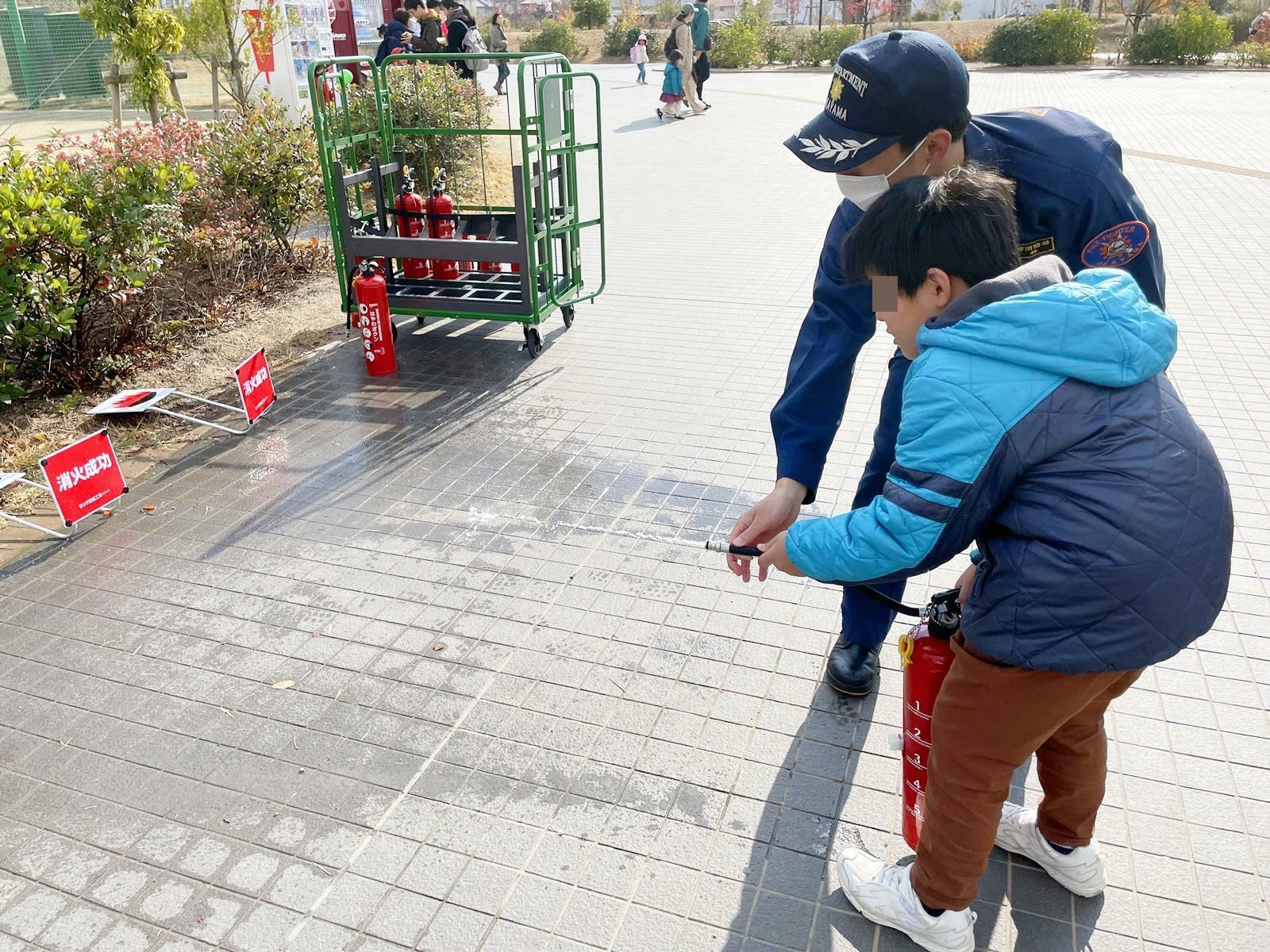 水消火器的あて体験　※イメージ