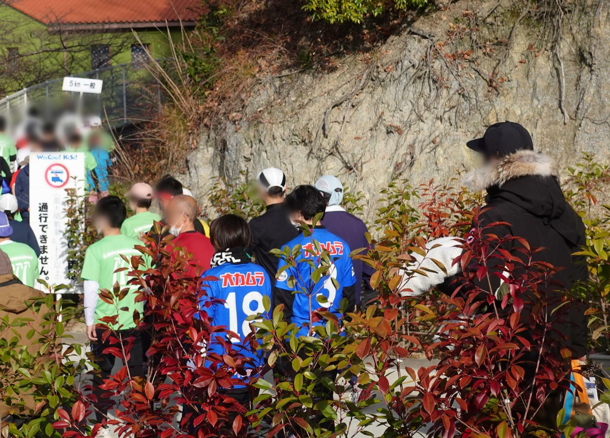 昨年の河内長野シティマラソンでも、市民に交じってサッカーの選手も参加していました