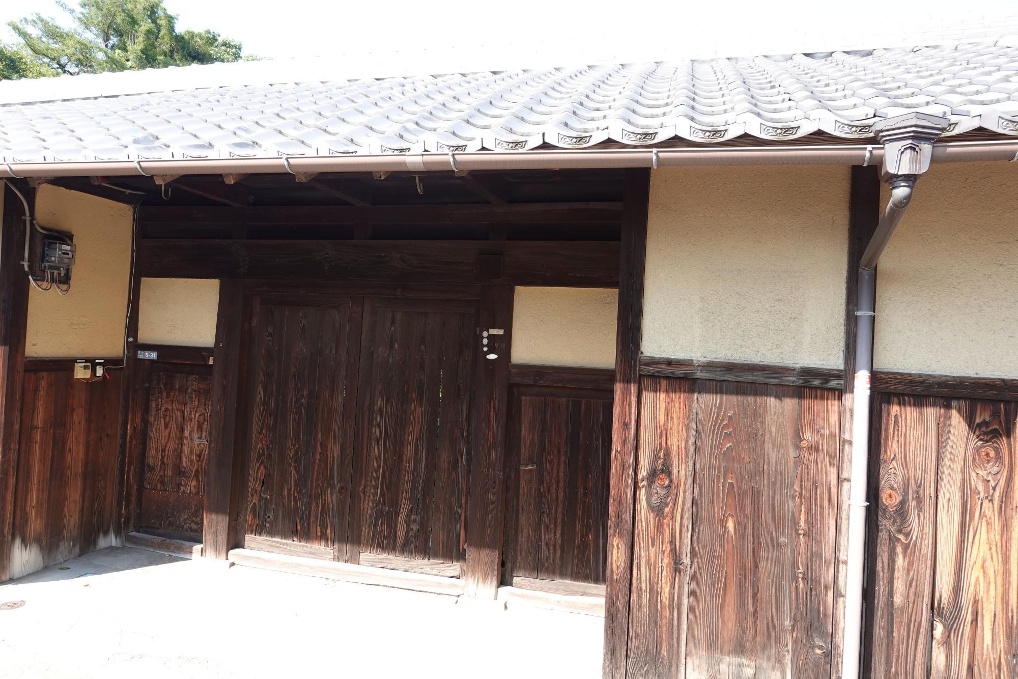 錦織神社の近くにある水郡（にごり）邸