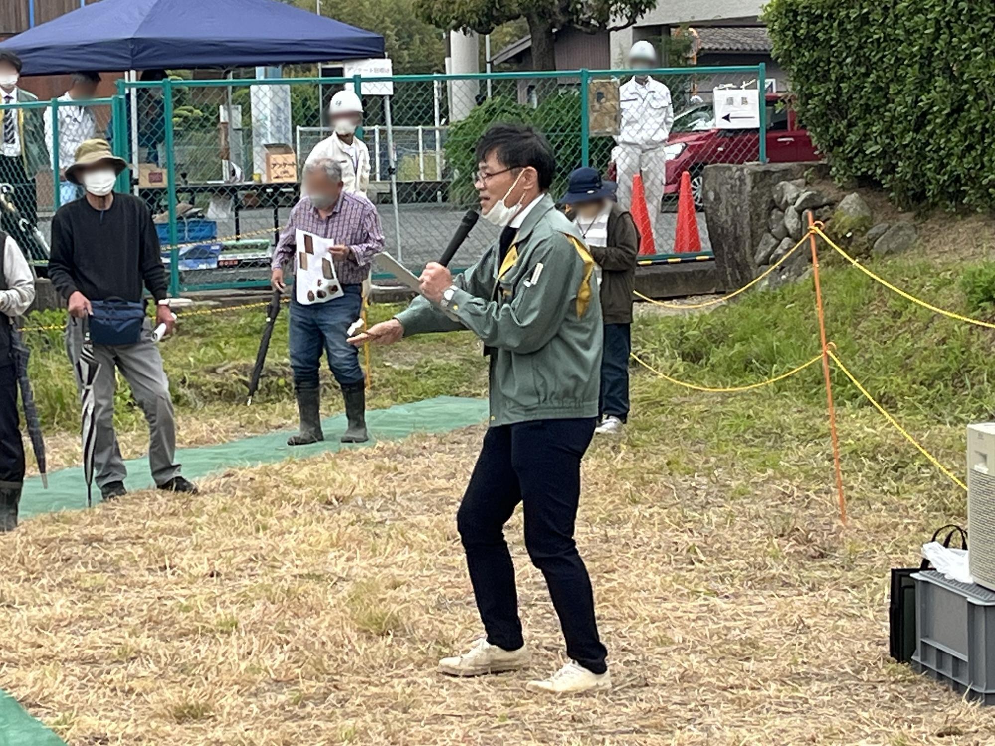 遺跡見学会の様子