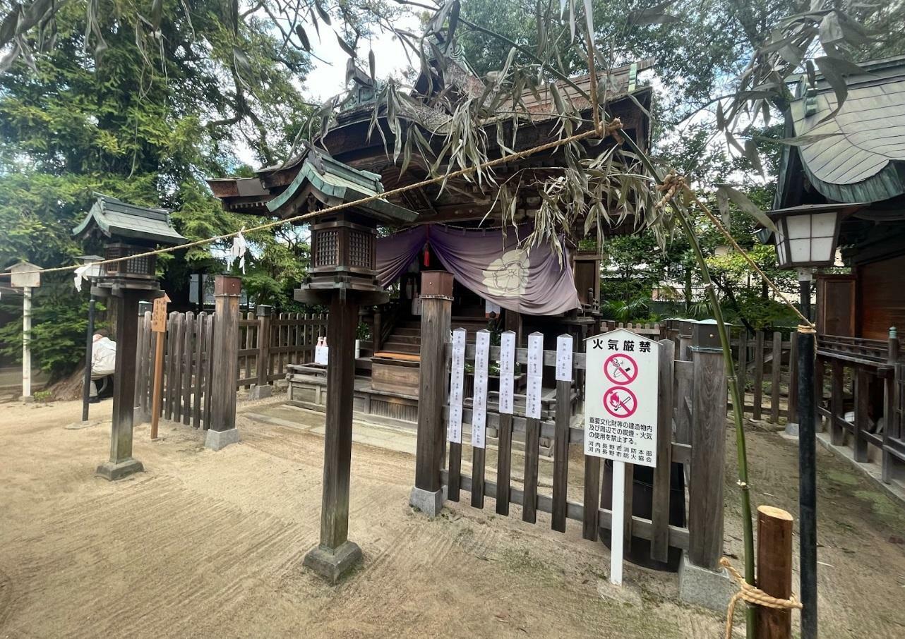 400年以上前に建てられた国の重要文化財の長野神社本殿