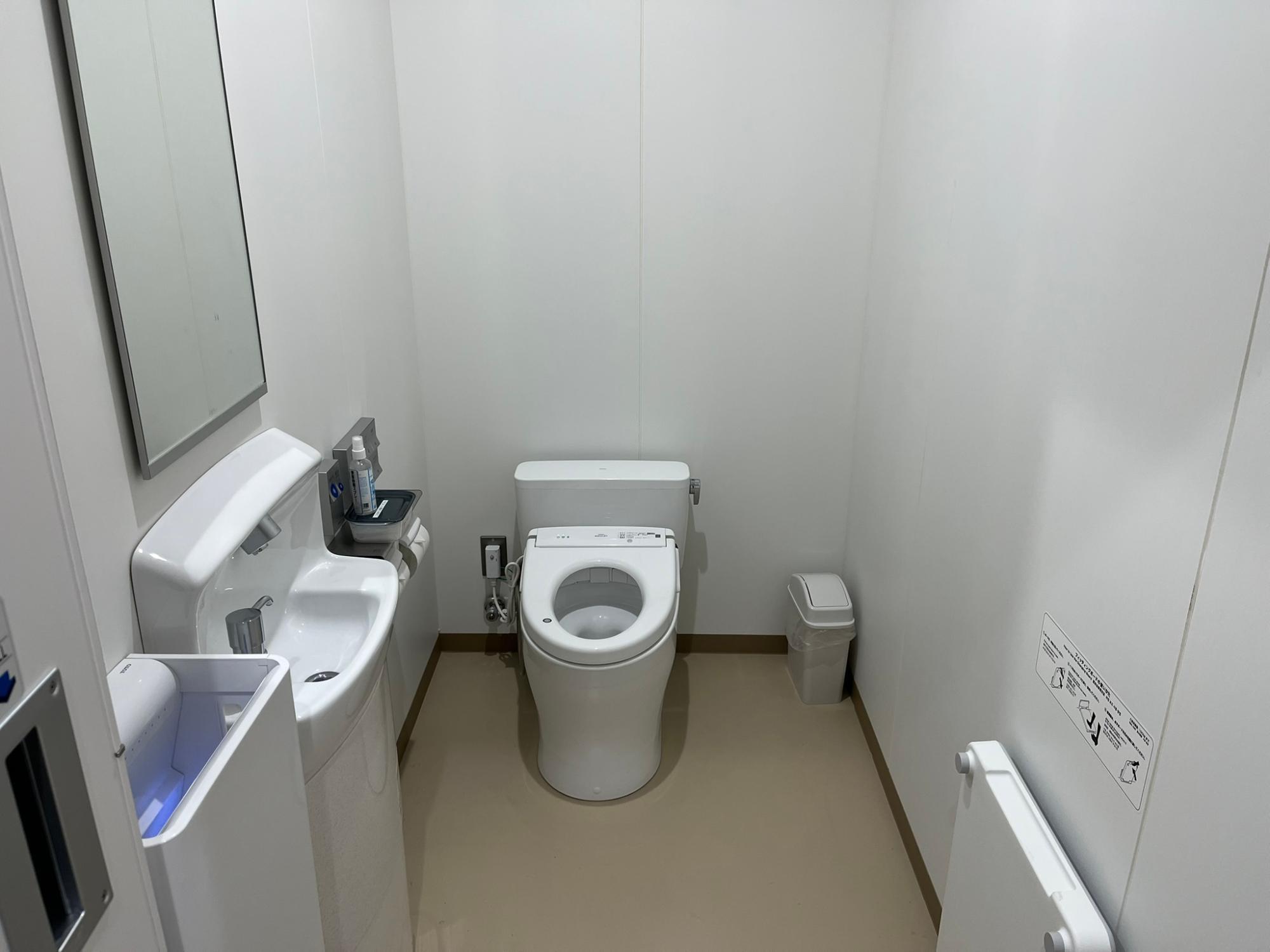 みんなのトイレの内部