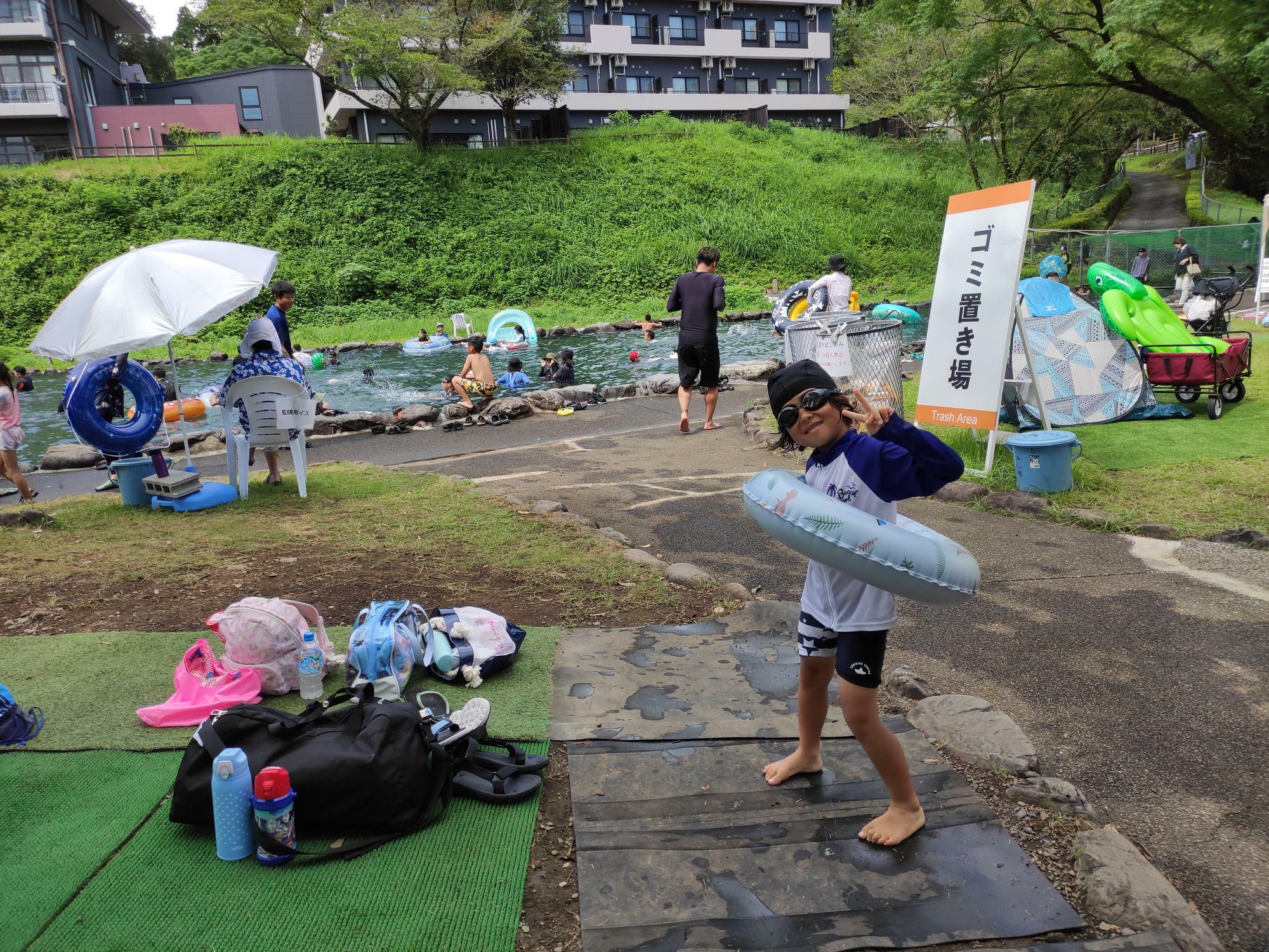 ゴミは持ち帰るか、ゴミ置き場に