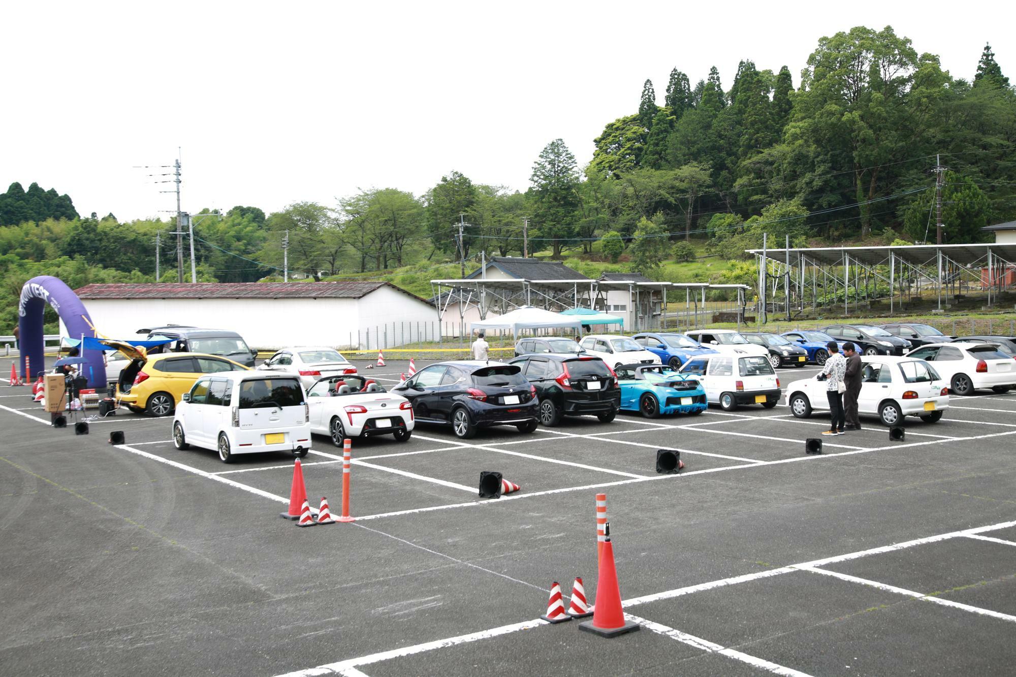 会場となる第二駐車場　写真提供：フォト屋花ちゃん工房(撮影者：花田達哉）