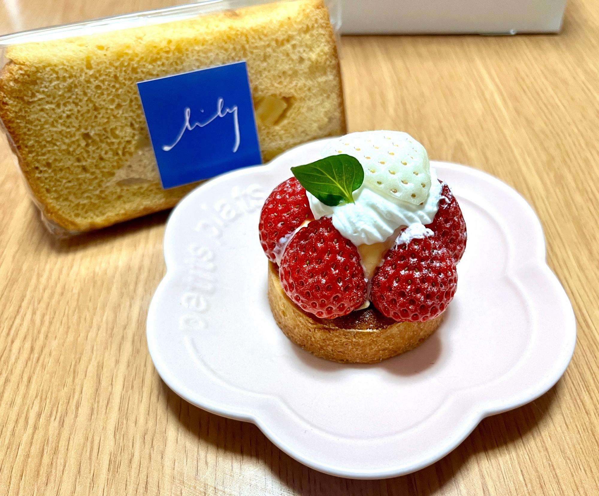 lily 〜シューとシフォンと…〜　焼き芋シフォン&いちごタルト