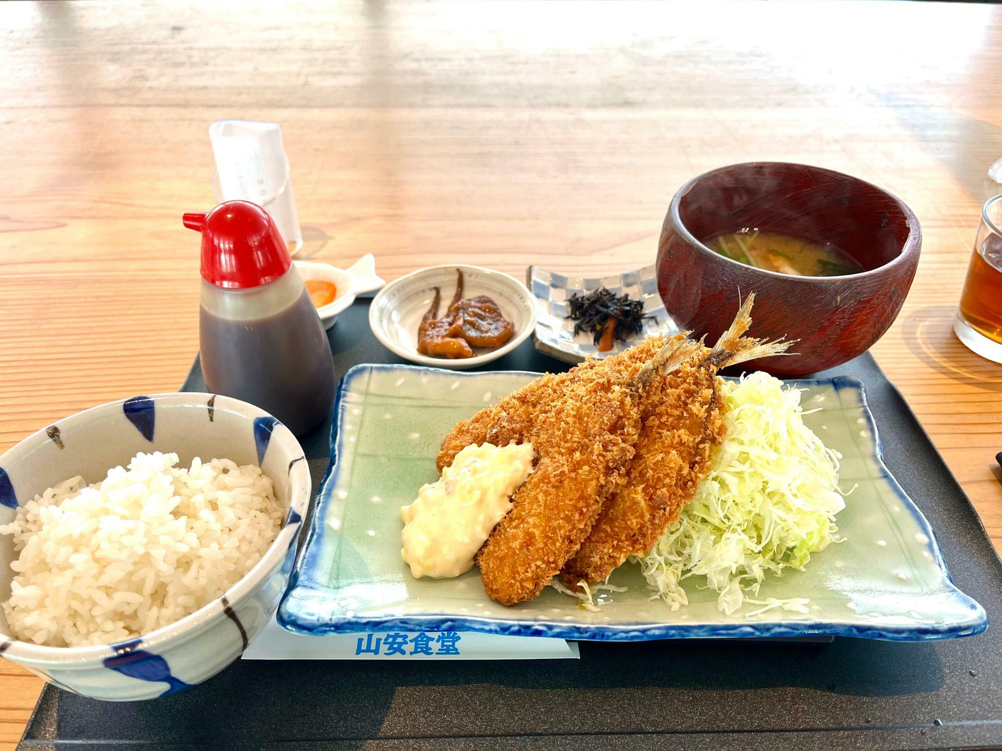 別日にいただいた「アジフライ定食」