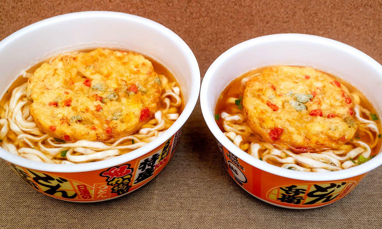 「どん兵衛 特盛鬼かき揚げうどん」（左）と「どん兵衛 鬼かき揚げうどん」