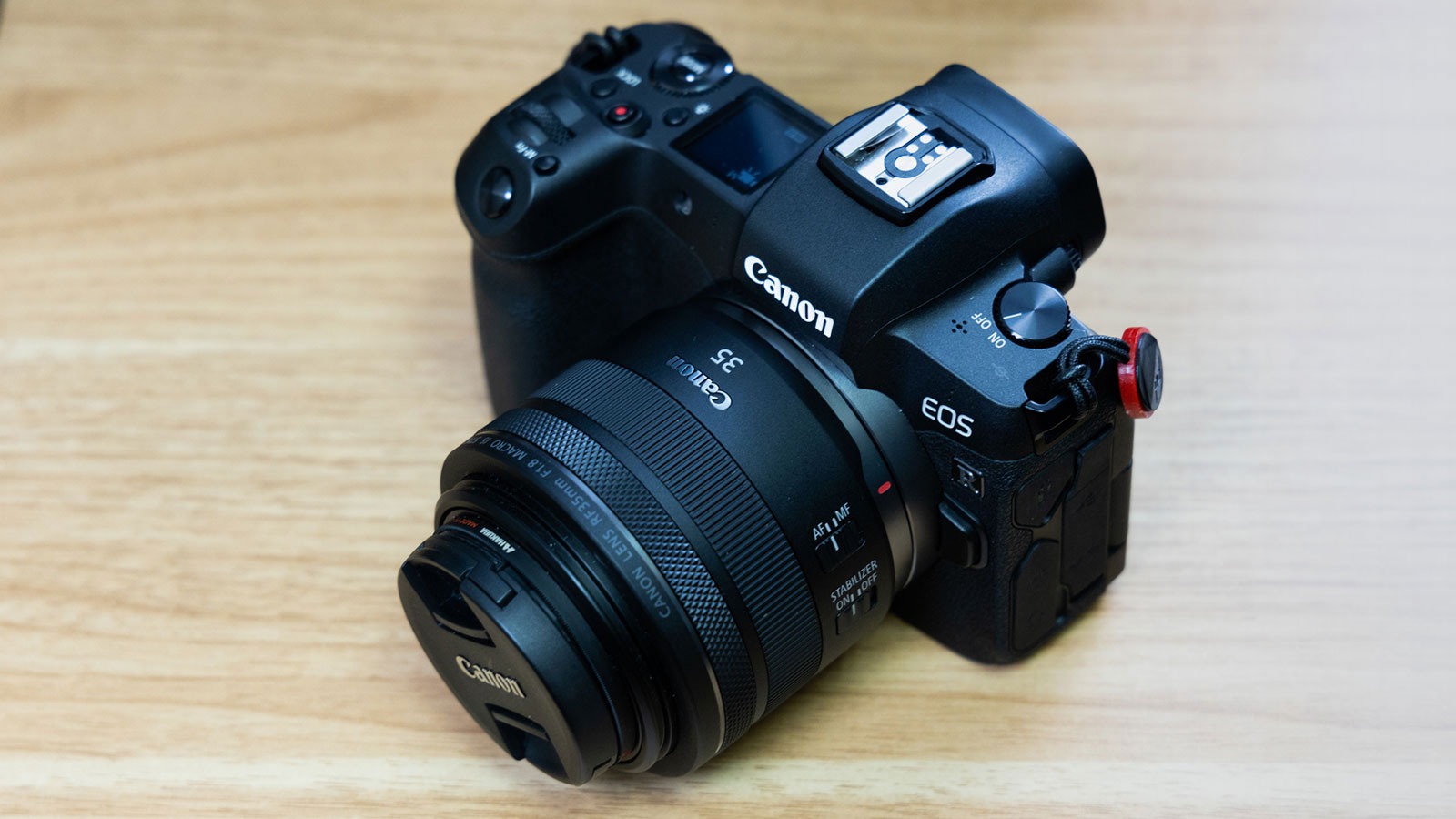 小型で高性能なのにお値打ち価格なカメラ「EOS R」が便利すぎて手放せ