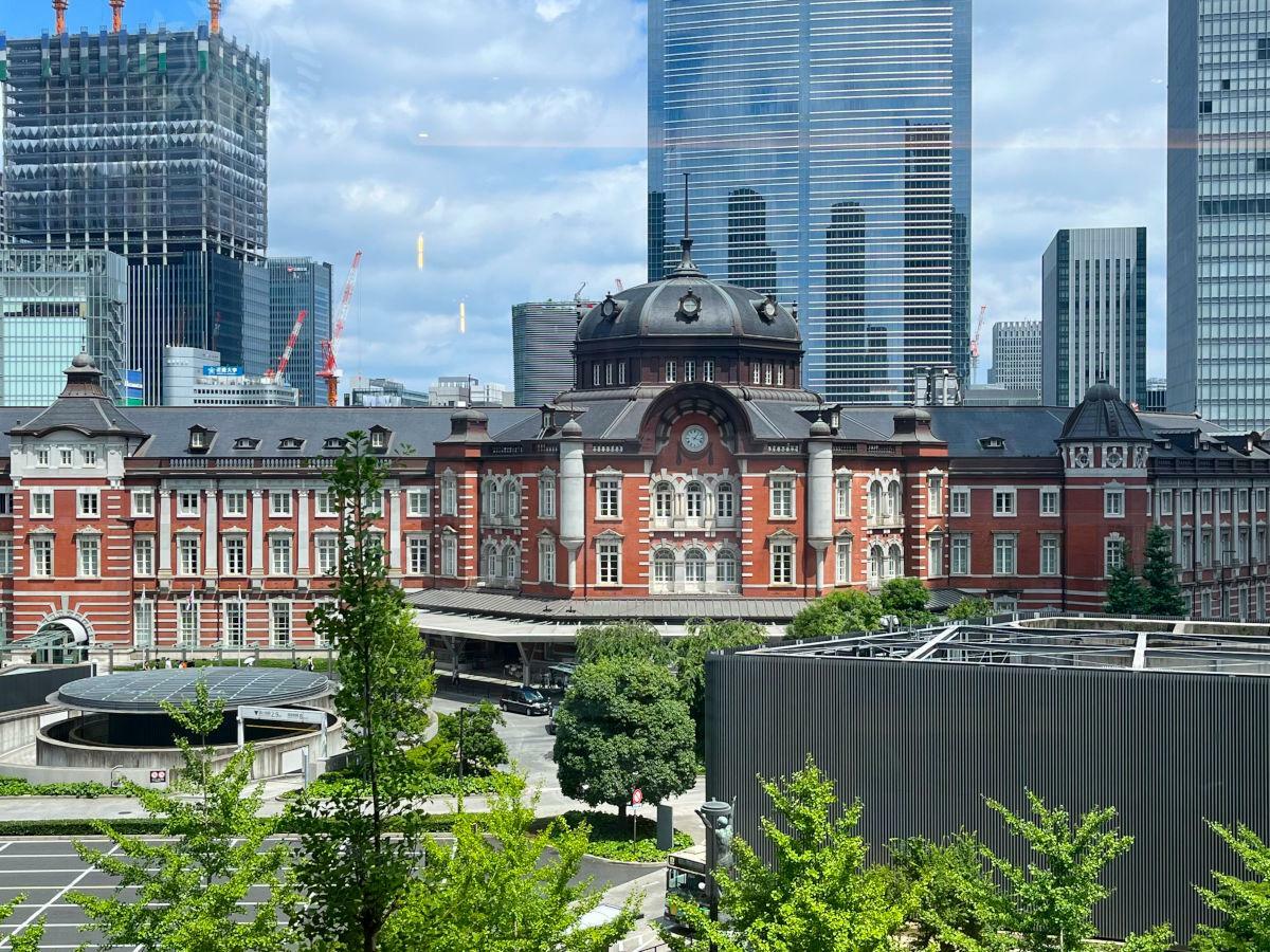 丸ビル4階のスタバから眺めた東京駅