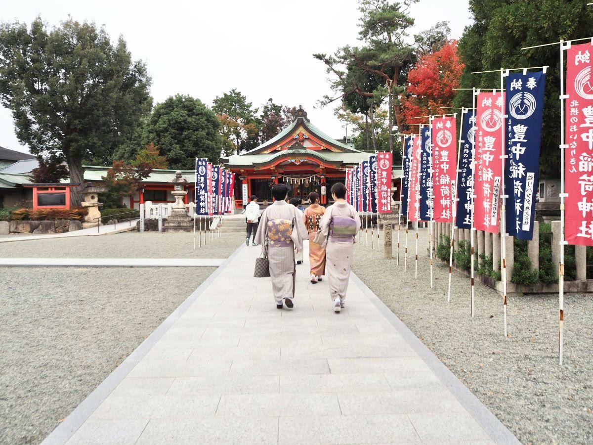 豊中稲荷神社参道