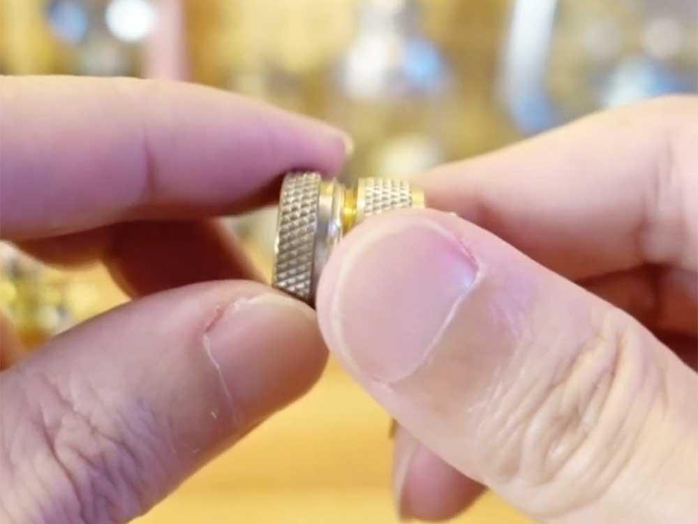 ソロキャンプ道具におすすめ 雪丘工房 オイルカートリッジ Twin