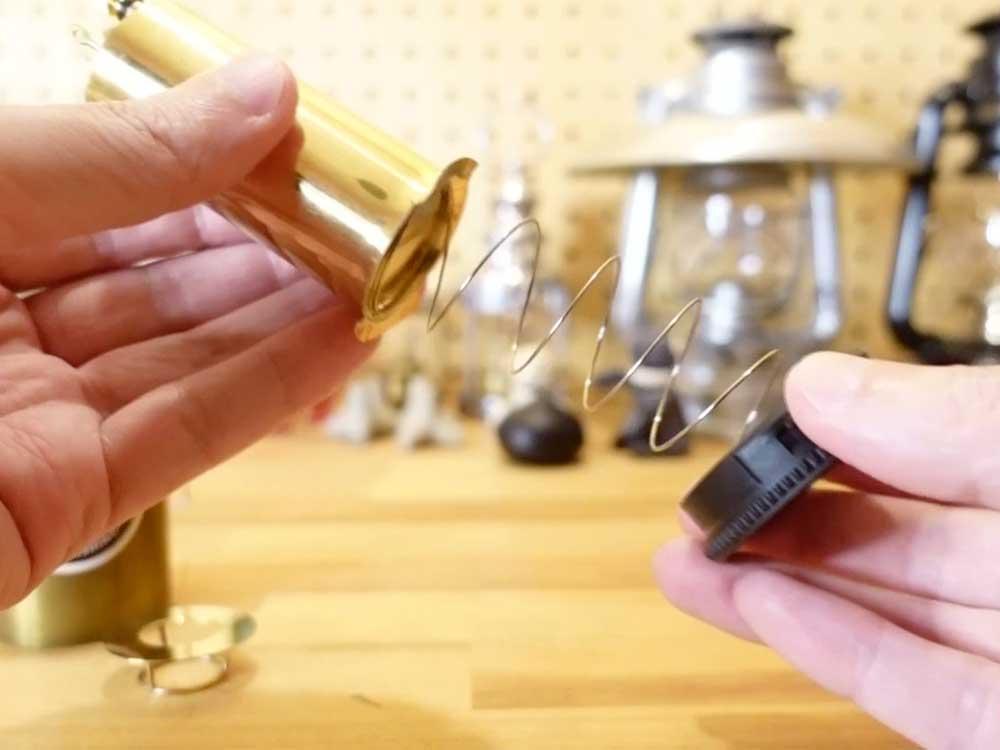 wildernessランタン/雪丘工房 オイルカートリッジ Twin Type ソロキャンプ道具におすすめ 雪丘工房 オイルカートリッジ Twin
