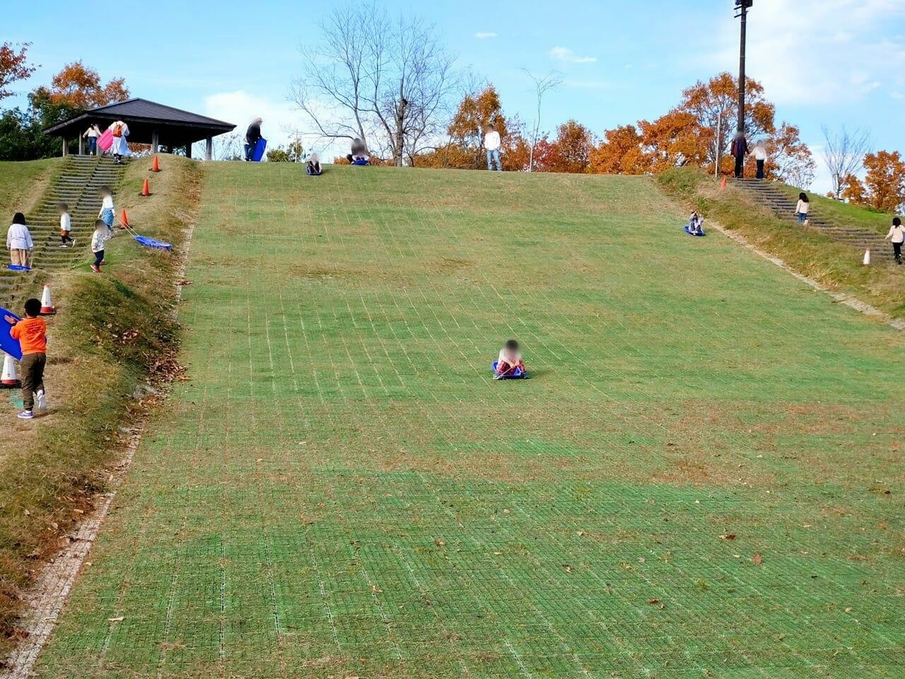 2023年秋の芝ソリゲレンデの写真