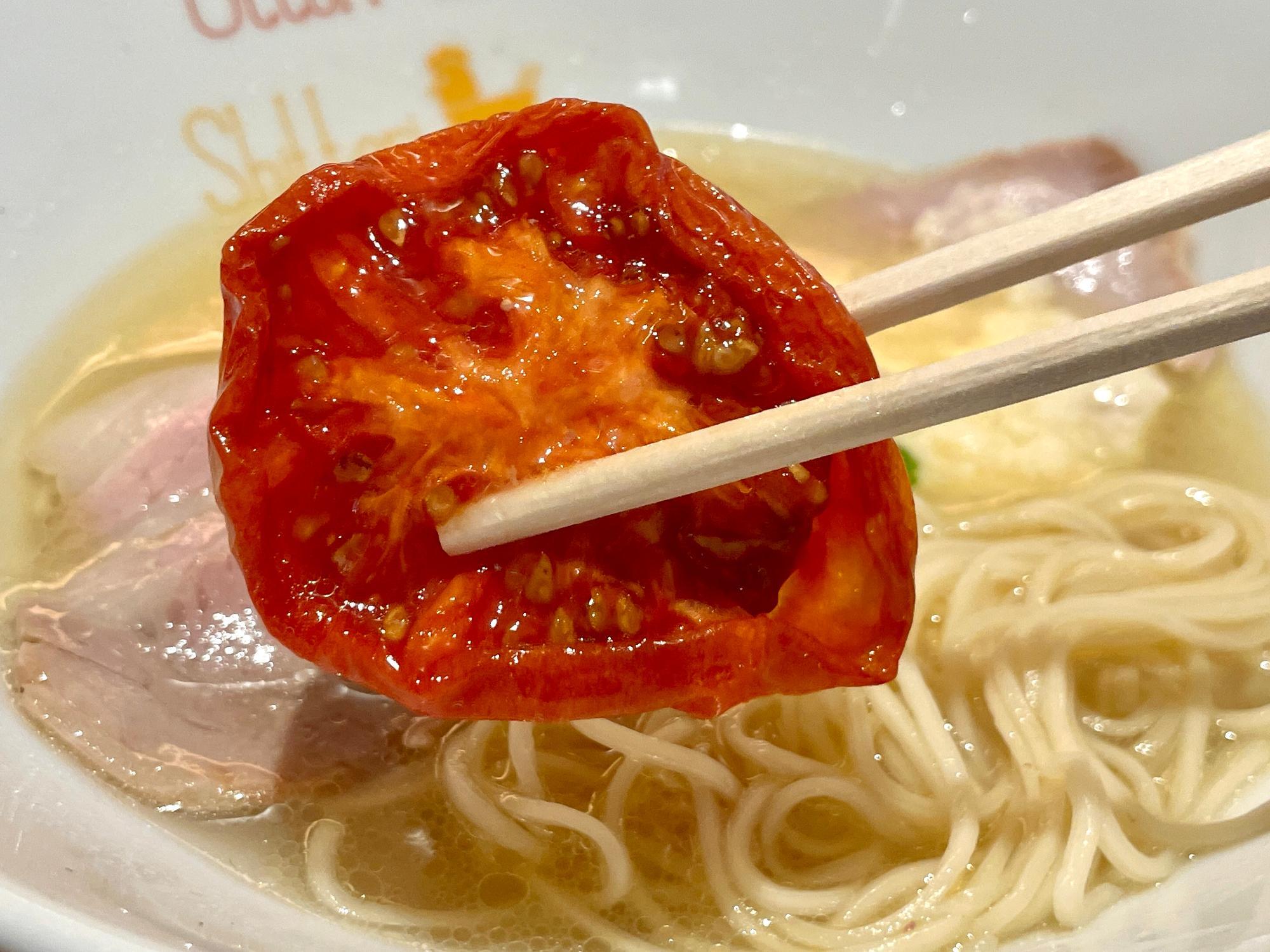 ドライトマトと鶏清湯スープも好相性でした