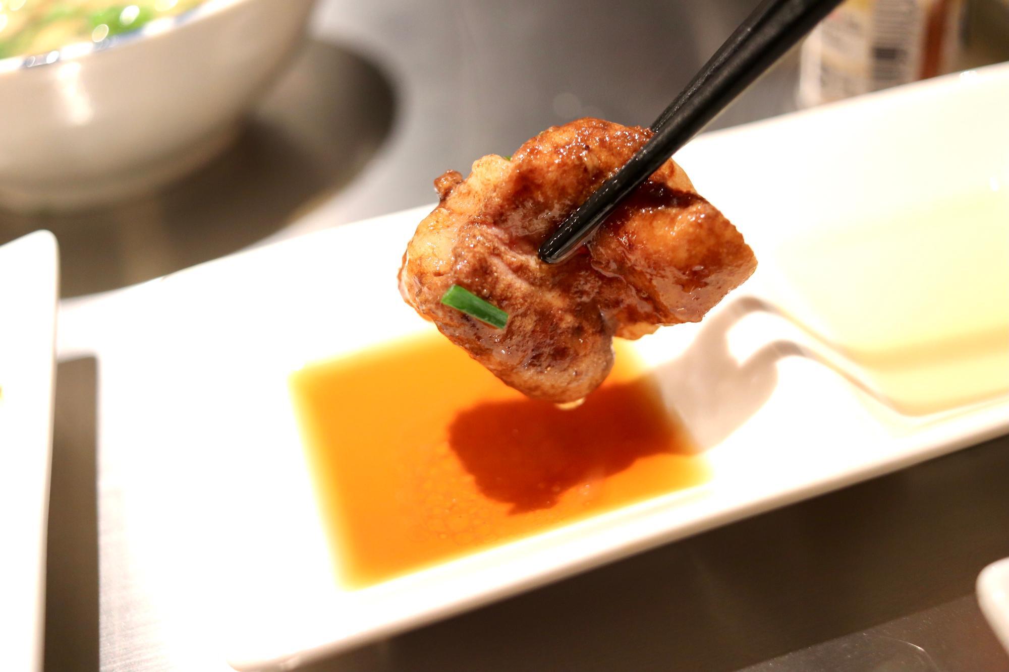 絶妙な焼き加減で脂がとろけます
