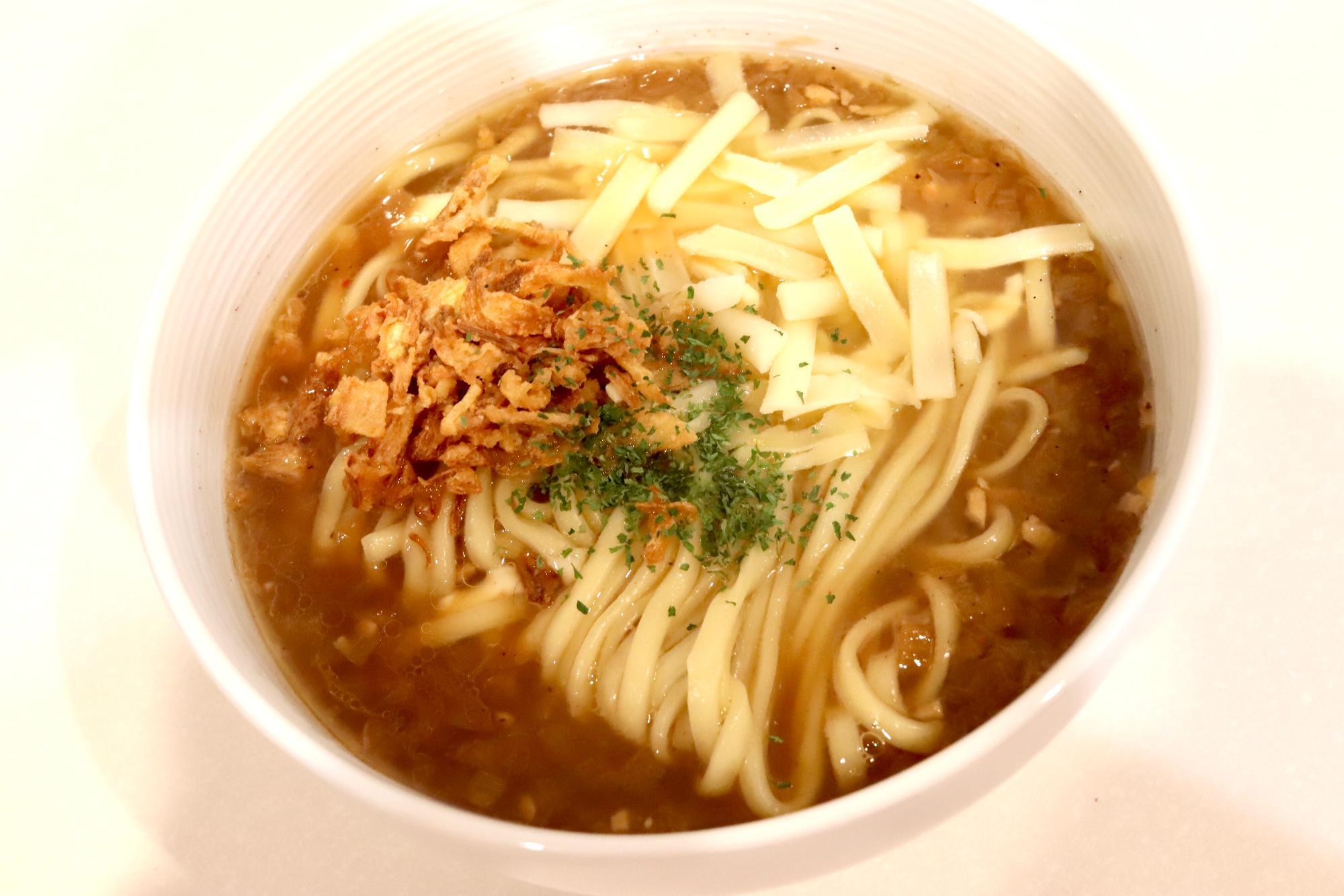 完成した「オニグラ麺」