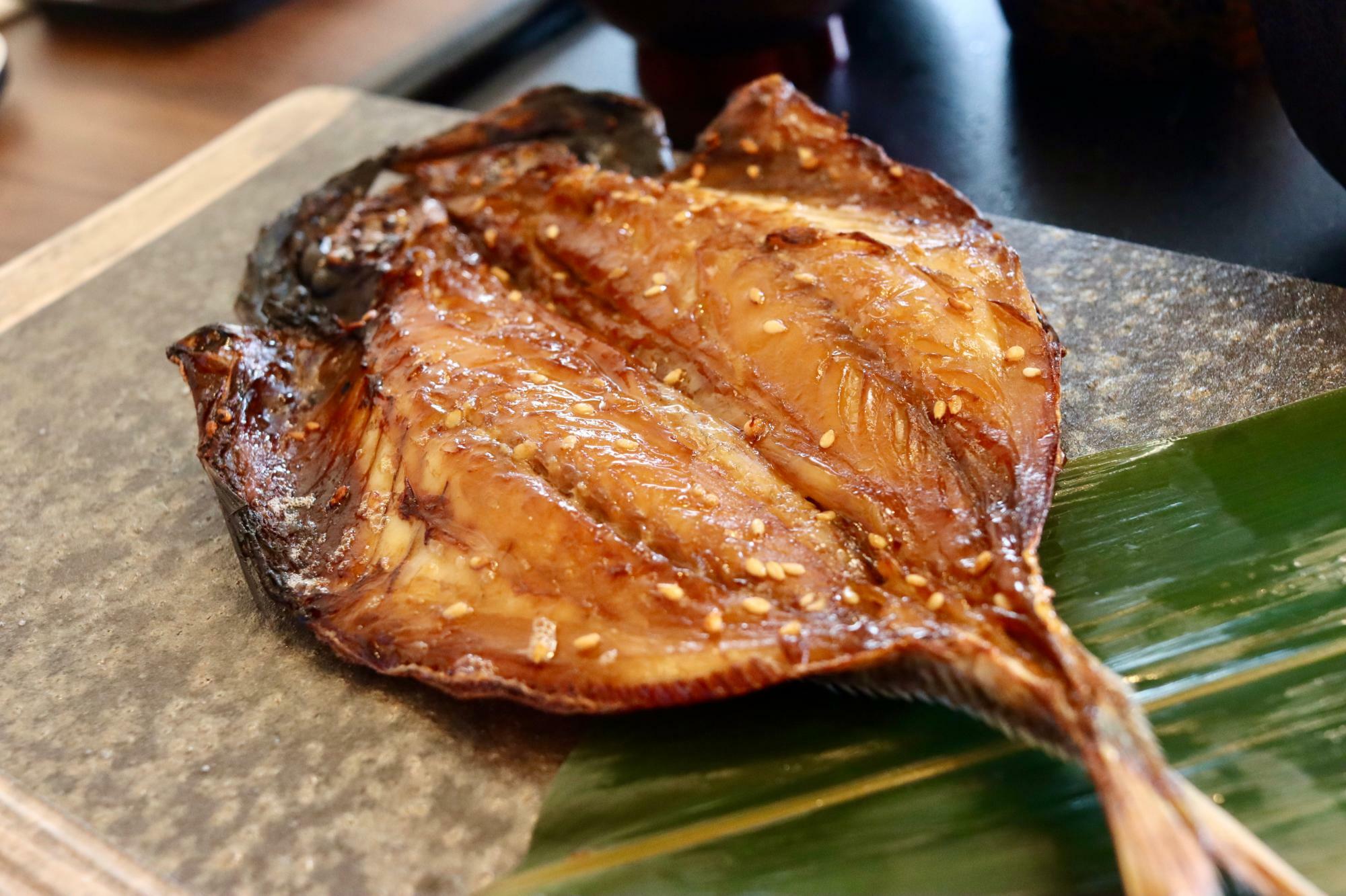 甘じょっぱい味付けがご飯によく合うアジ醤油干し