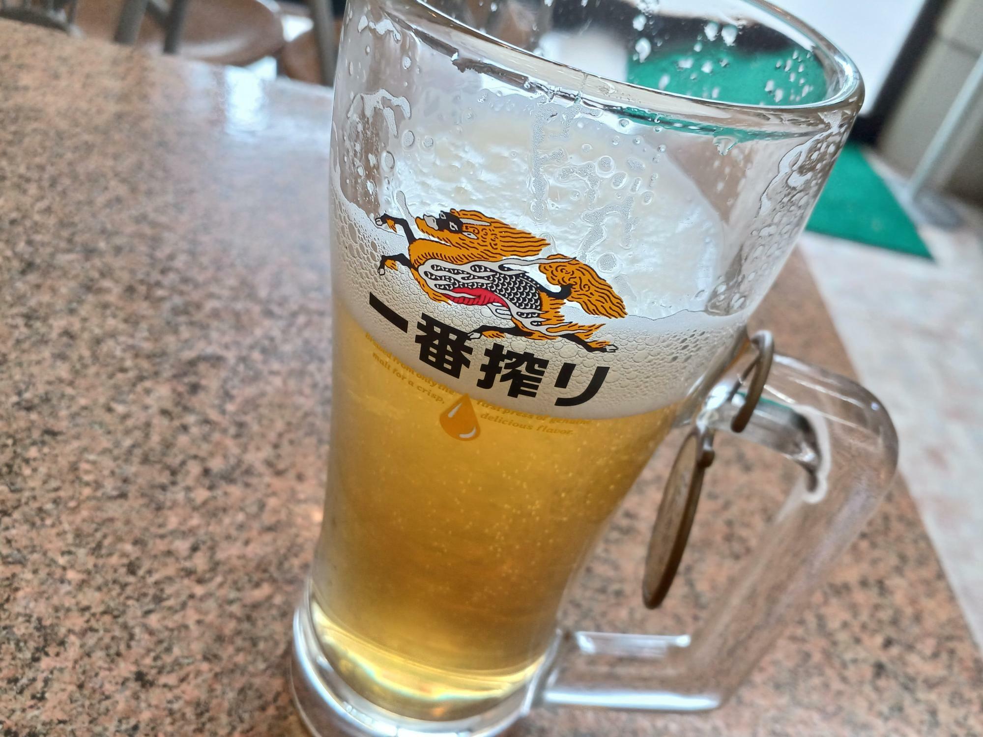 １杯目は瞬時に消えた