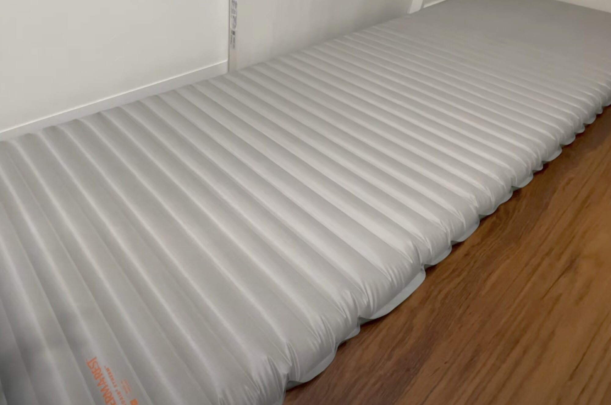 極寒でも快適な睡眠を。サーマレスト「ネオエアーXサーモNXT MAX 極寒でも快適な睡眠を。サーマレスト「ネオエアーXサーモNXT MAX