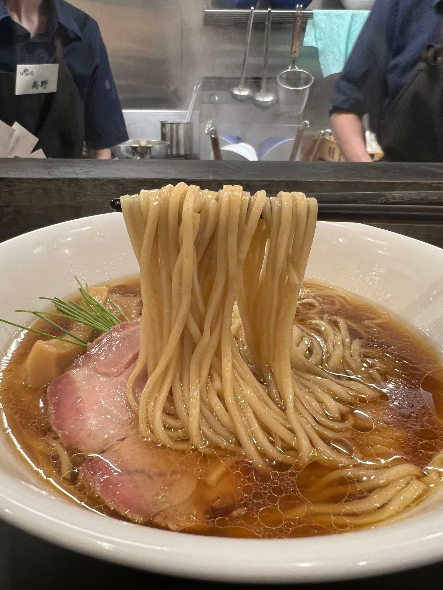 京都の麺屋棣鄂の平打ちストレート