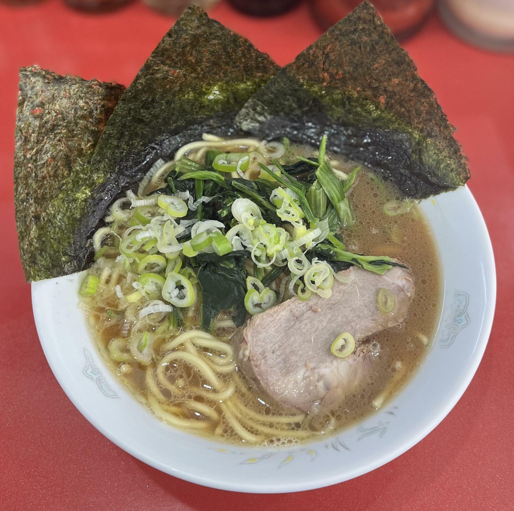 太麺ラーメン並７００円　※2023.6では８００円