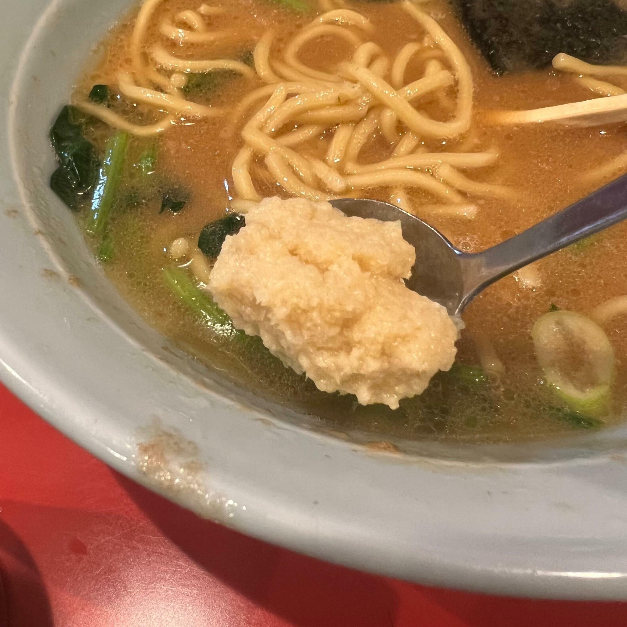 豆板醬で味変も家系ラーメンの種類によっては好きです。