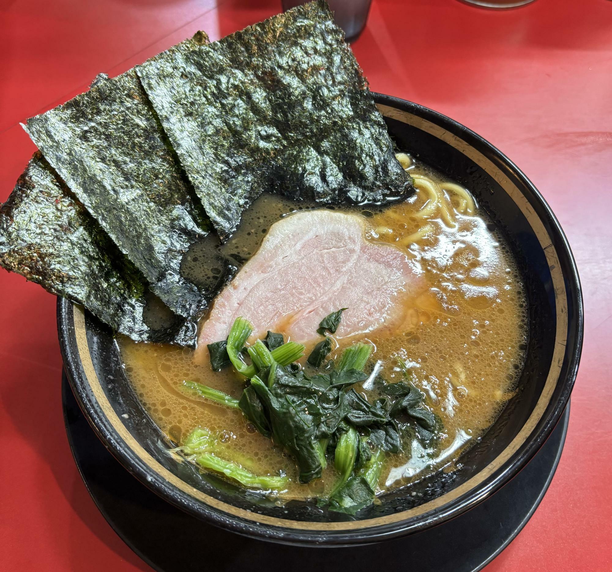 ラーメン900円