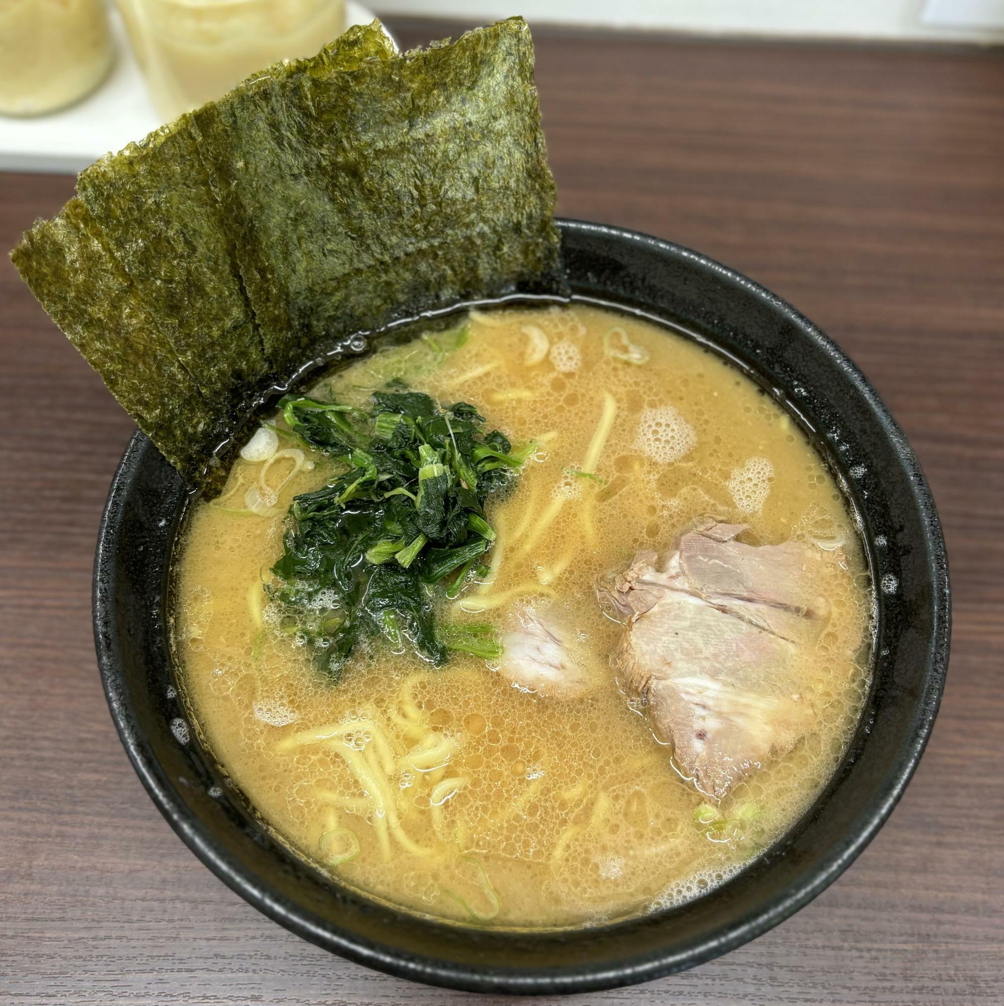 ラーメン中盛　1000円