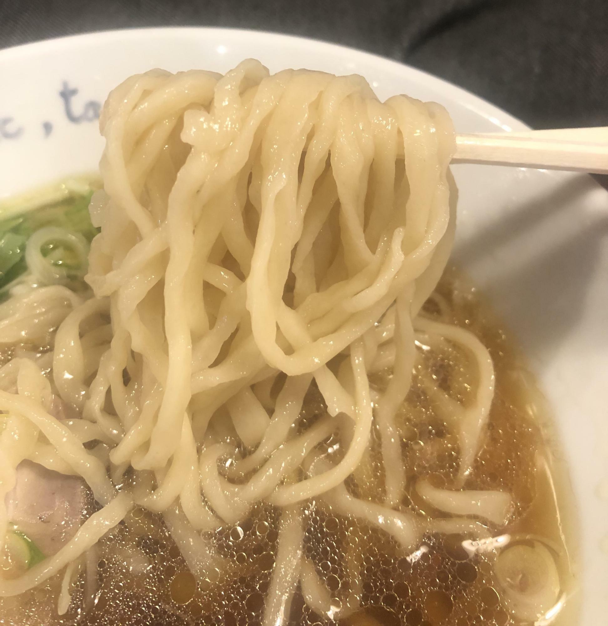 当時の麺リフトの写真がちょっとひどいですね...ごめんなさい。