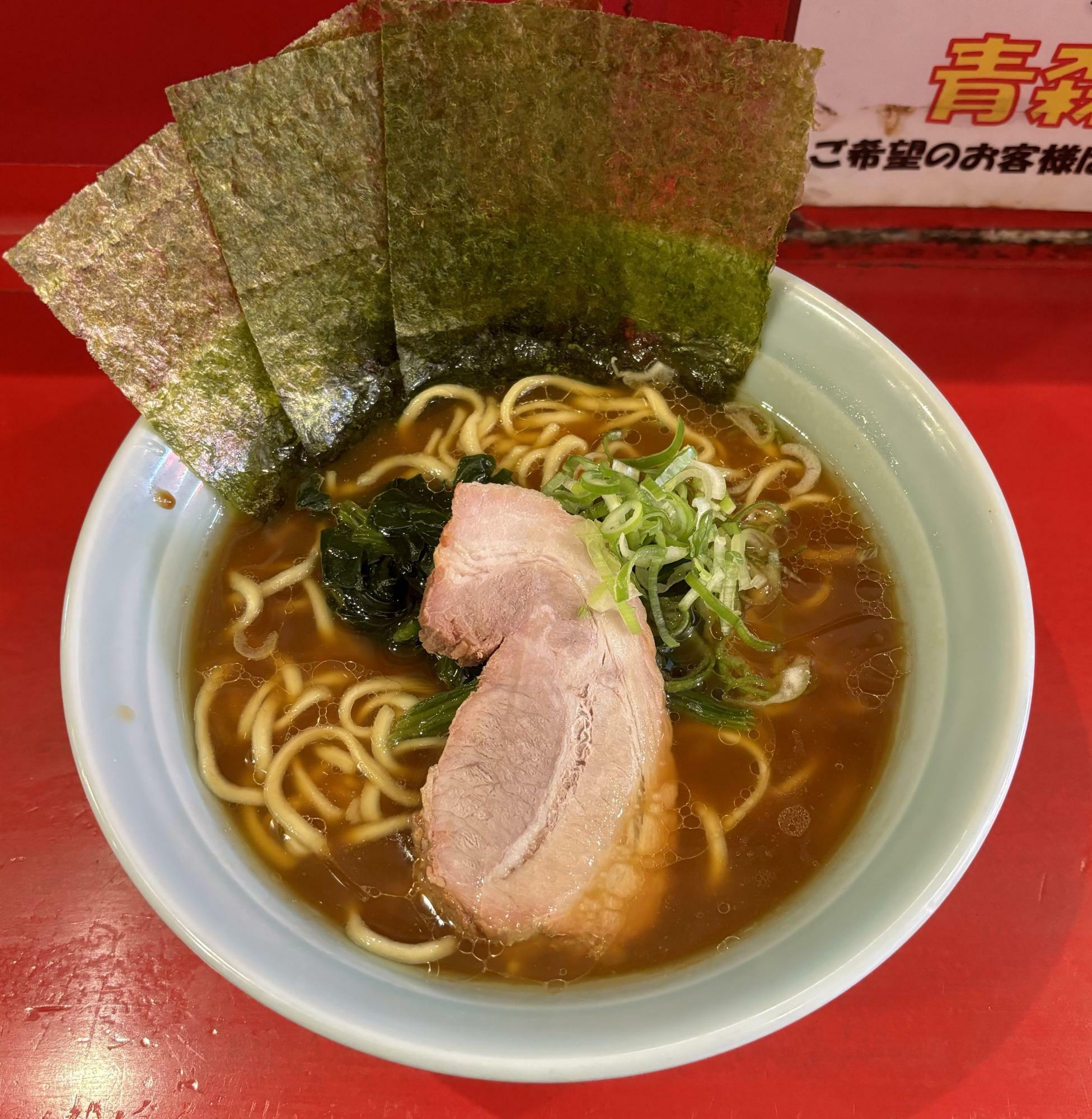 ラーメン　800円