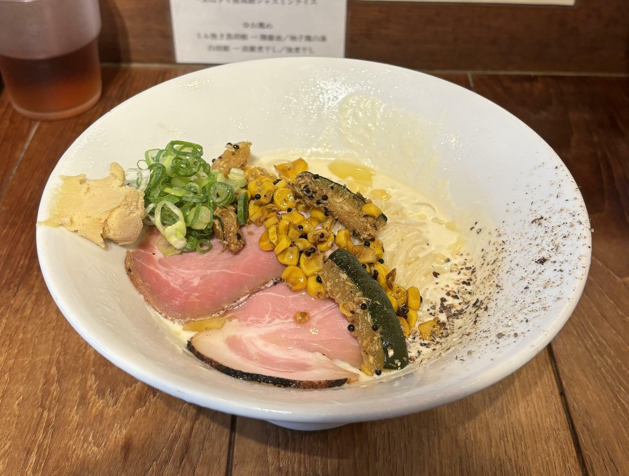 冷し鶏油クリーム和え麺　1200円