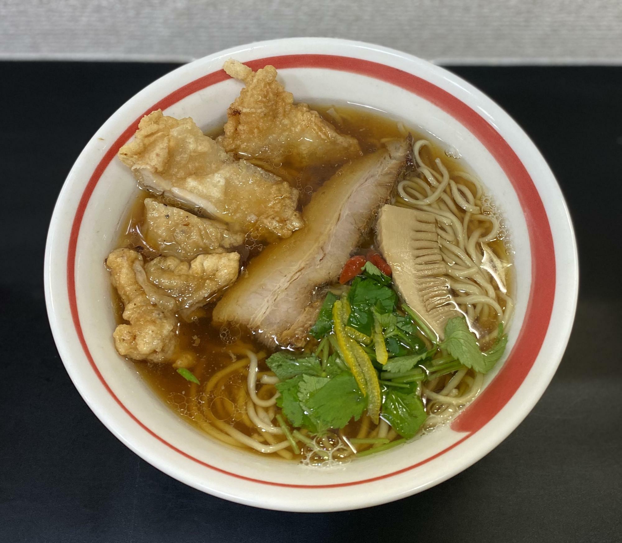 アゴだし醤油ラーメン+揚げチキン小