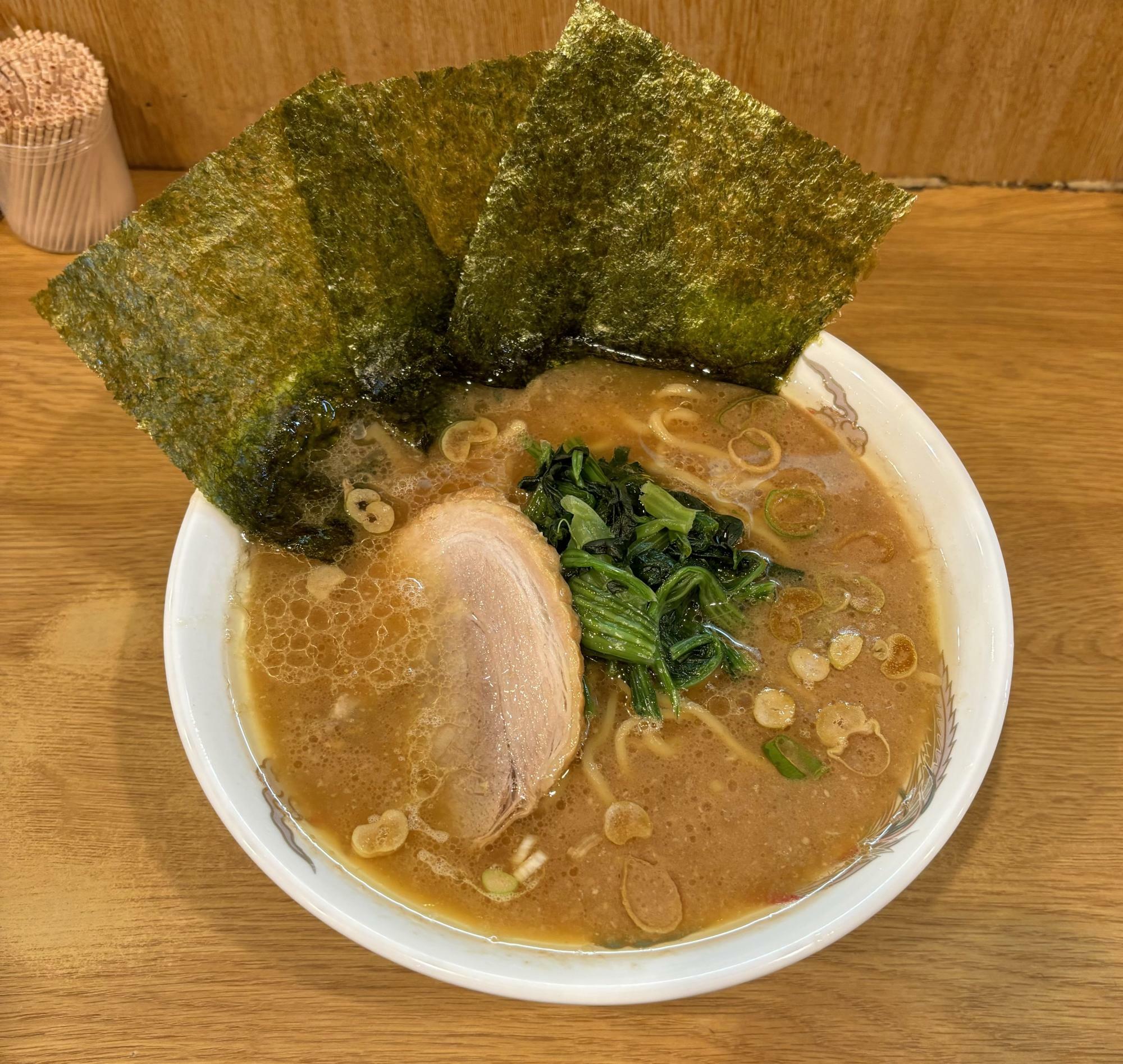 ラーメン並　800円