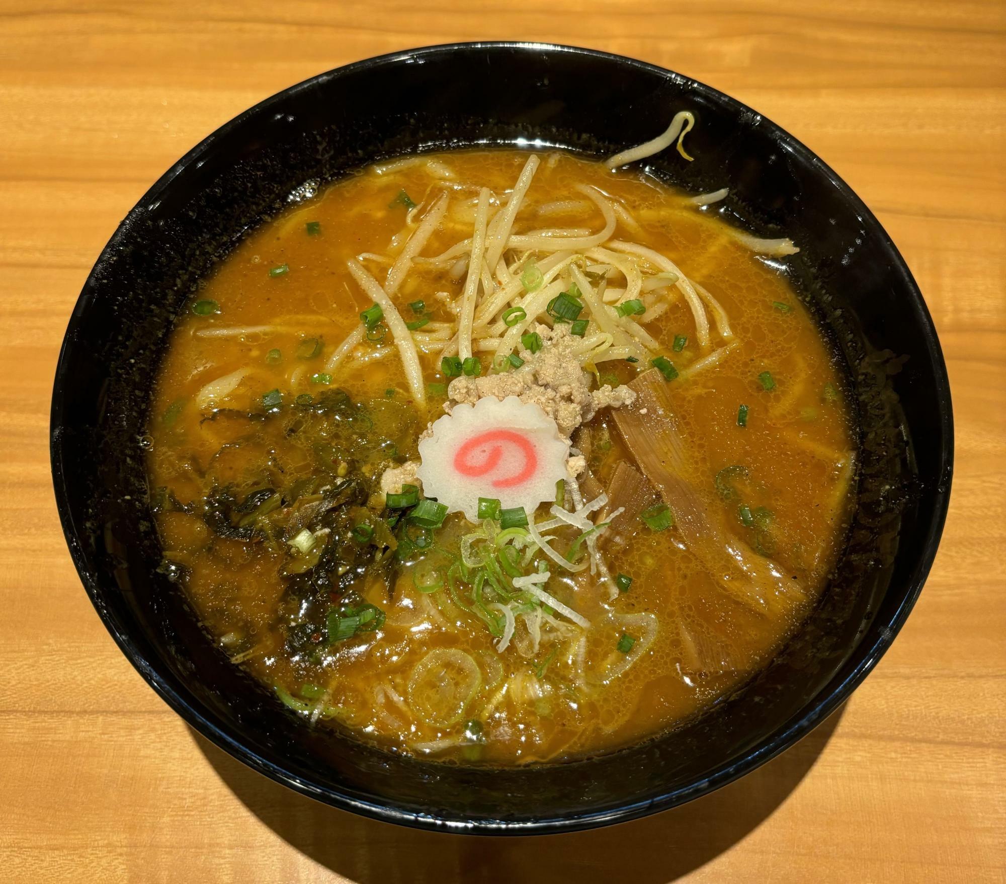 SPICY MISO RAMEN魯珈　1050円