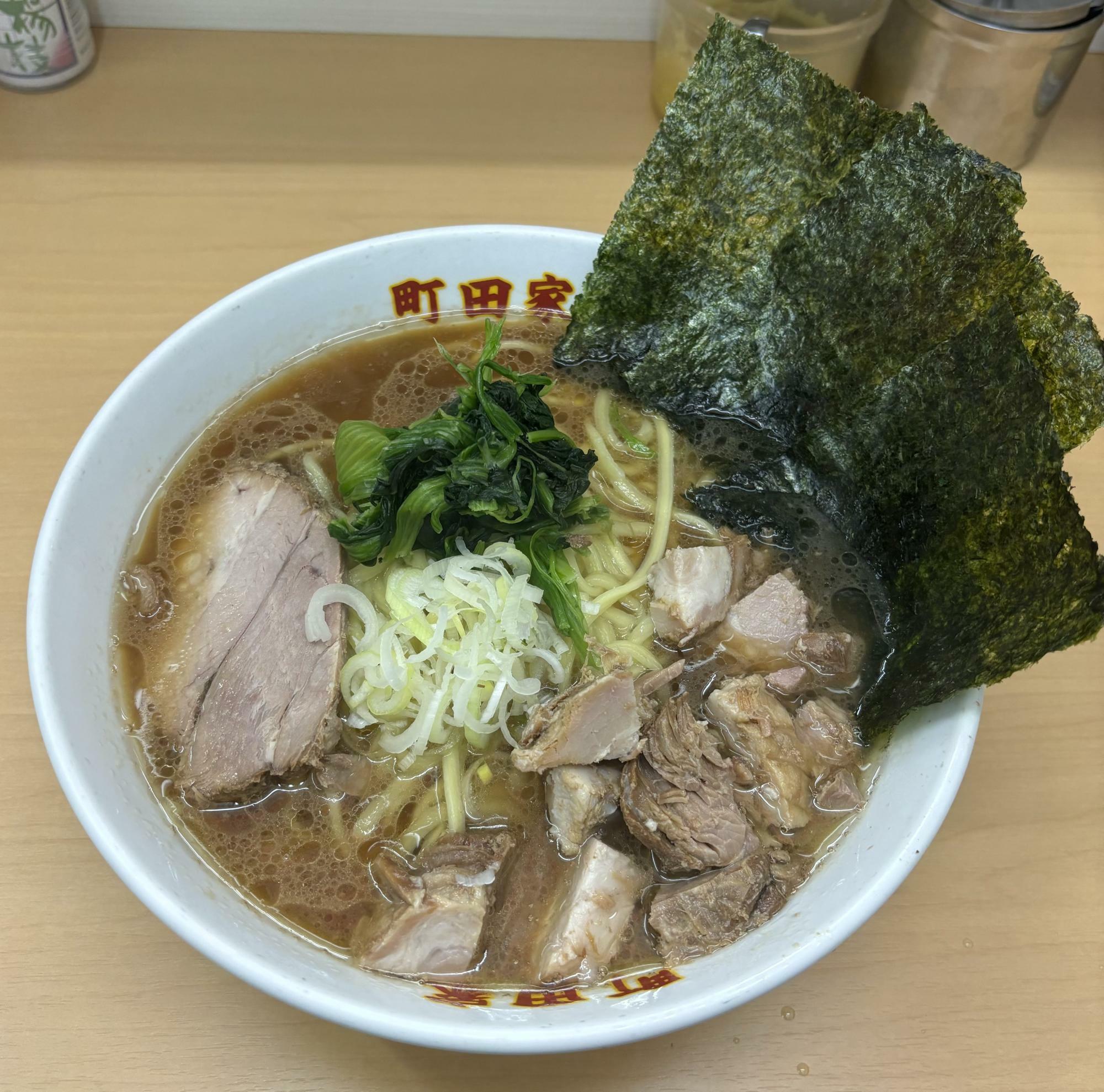 ラーメン中盛950円