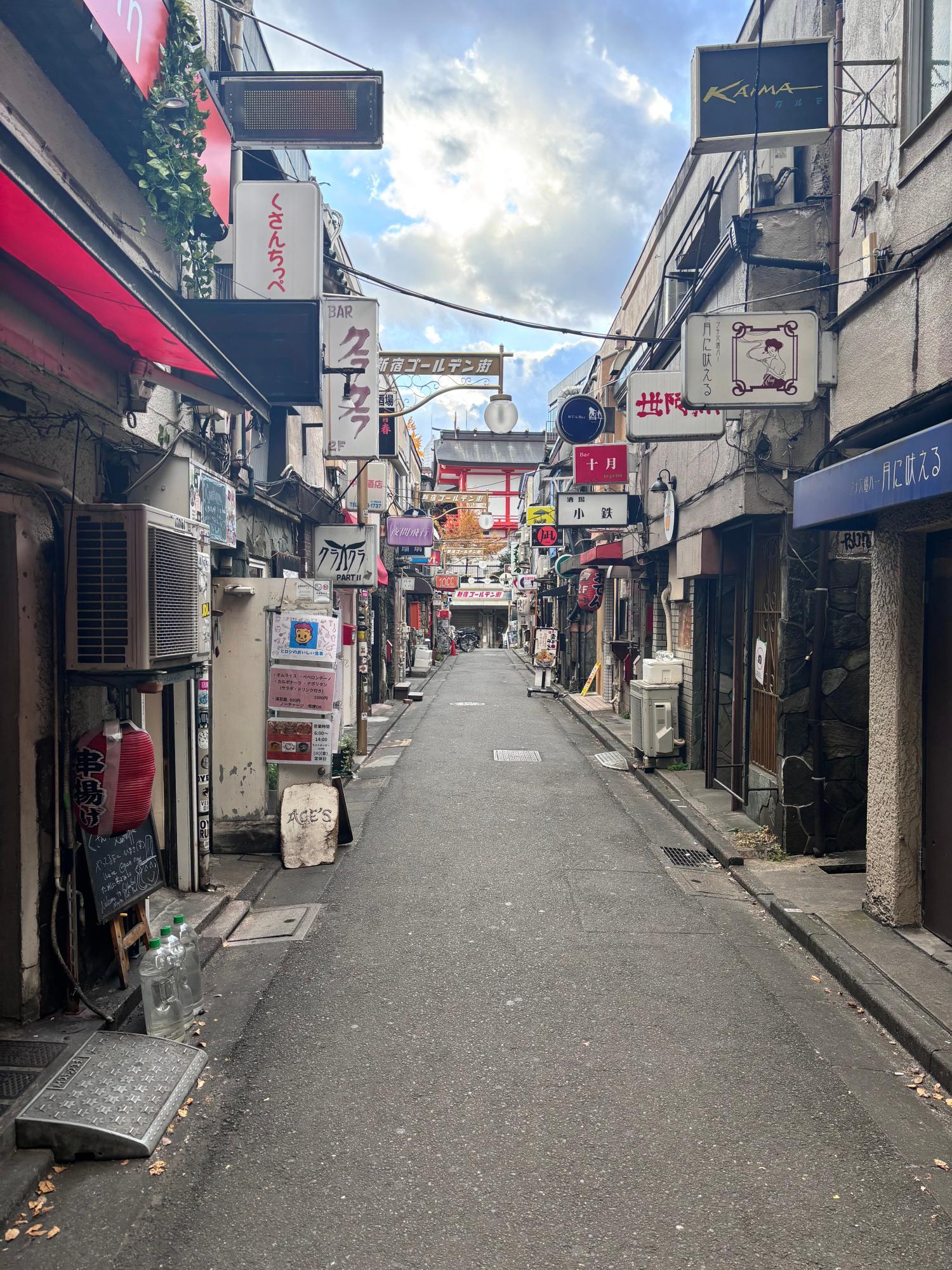 この時間でも飲んでる方はいらっしゃいました...