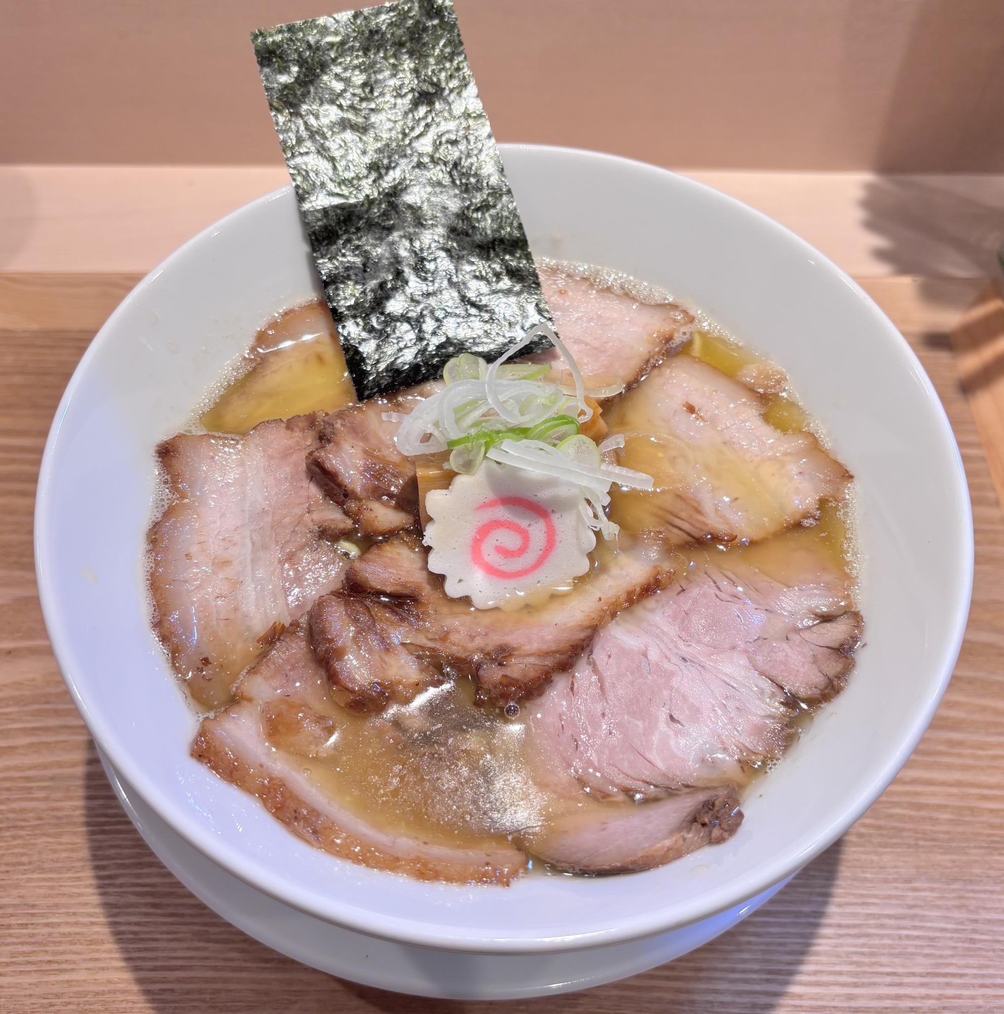 チャーシュー麺　1300円