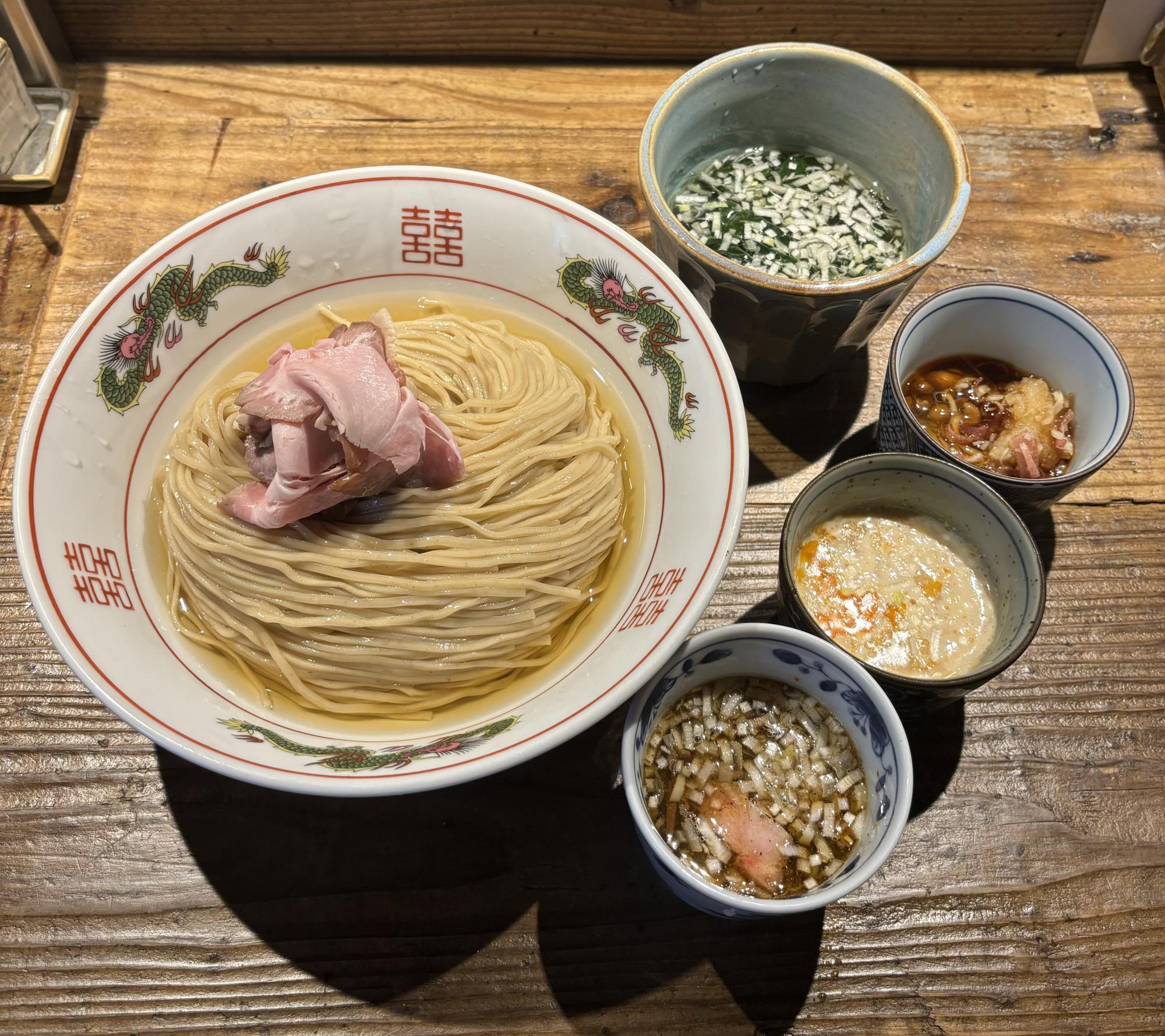 特上昆布水つけめん300g　1800円