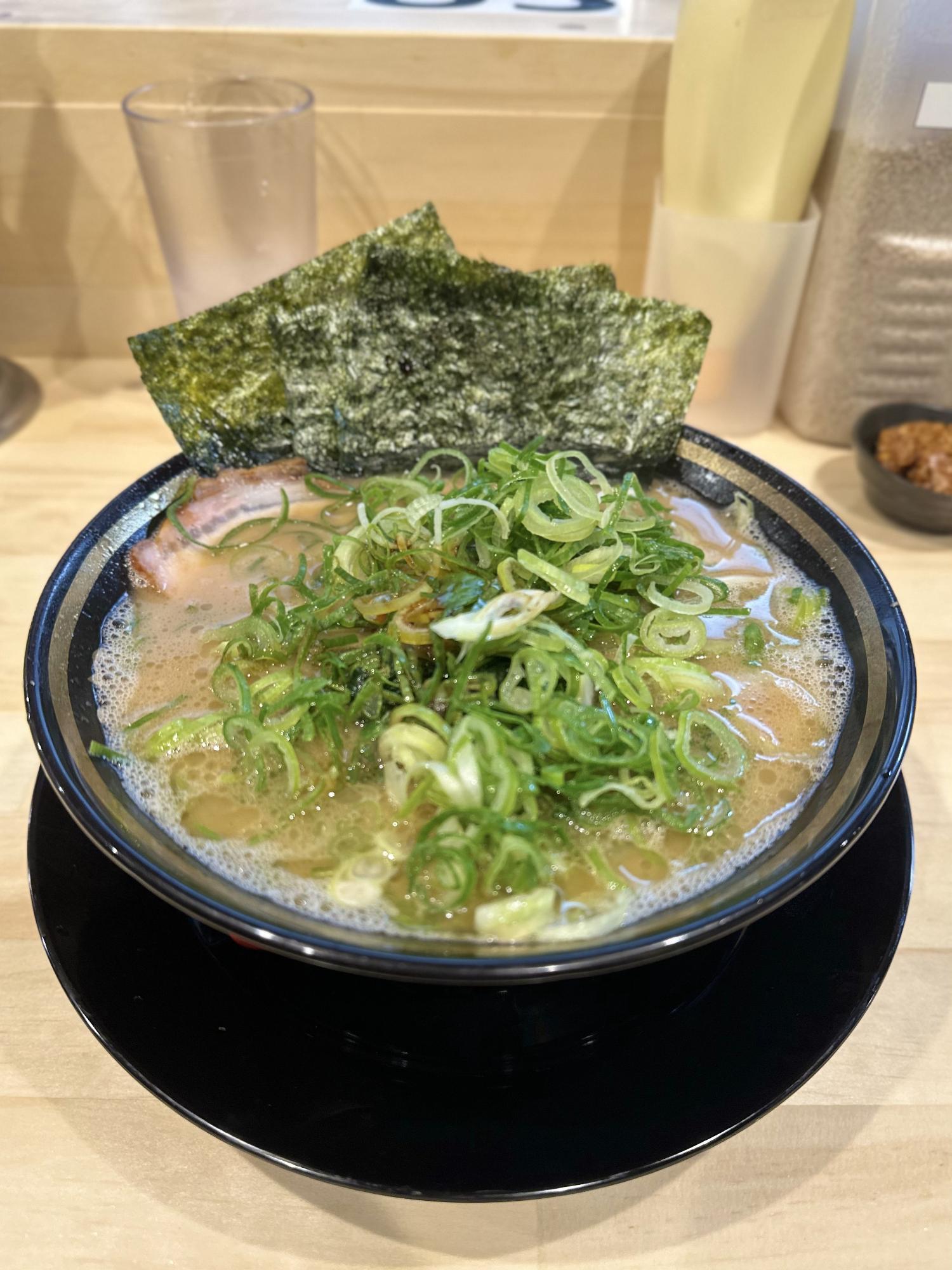 本格派家系ラーメン