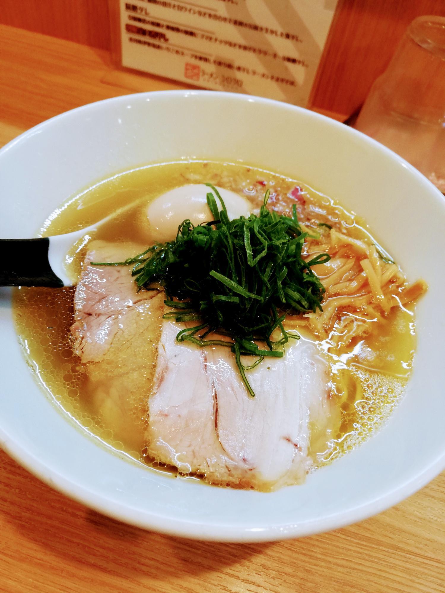 オススメの「塩ラーメン」