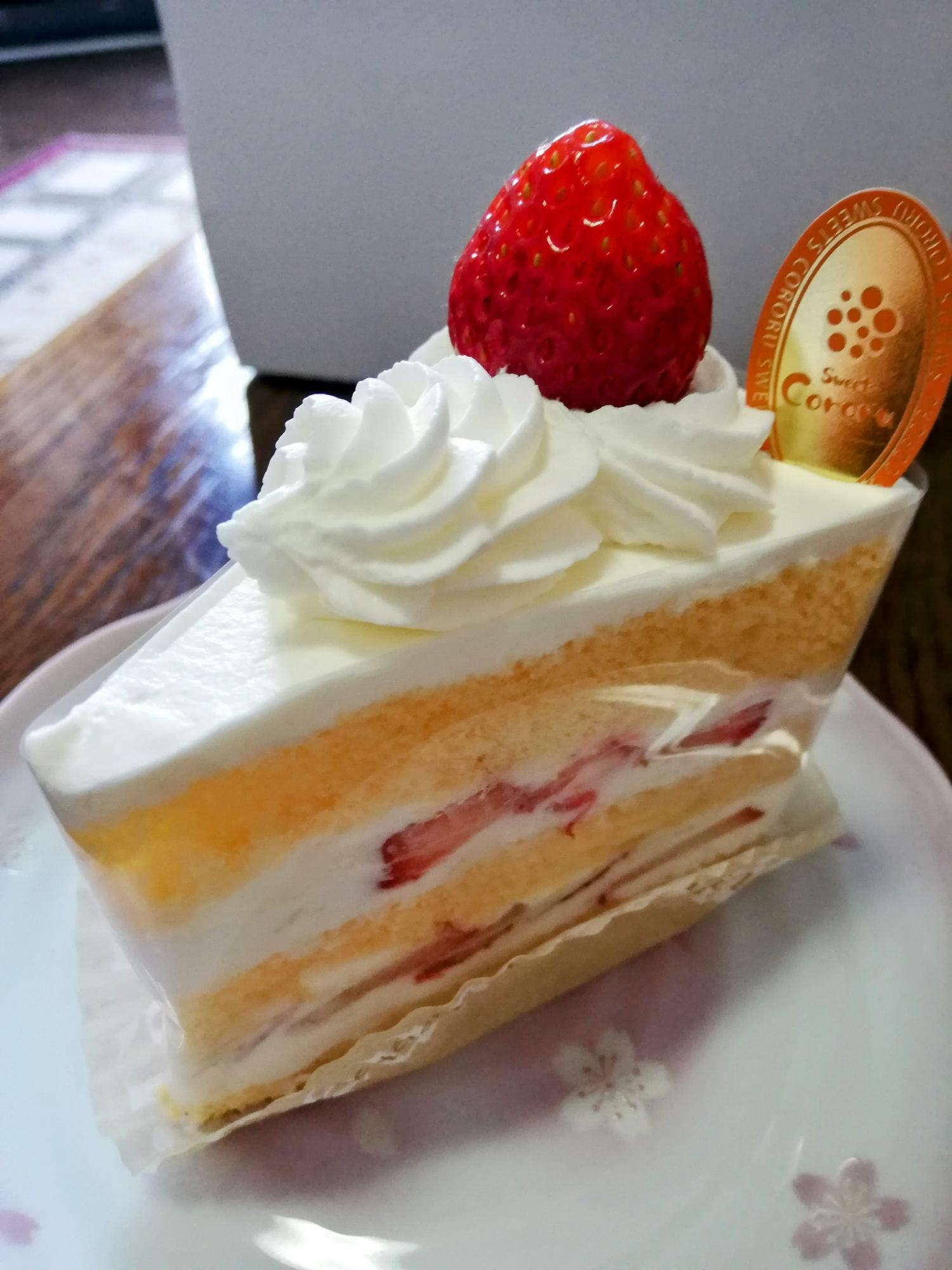 王道のショートケーキ