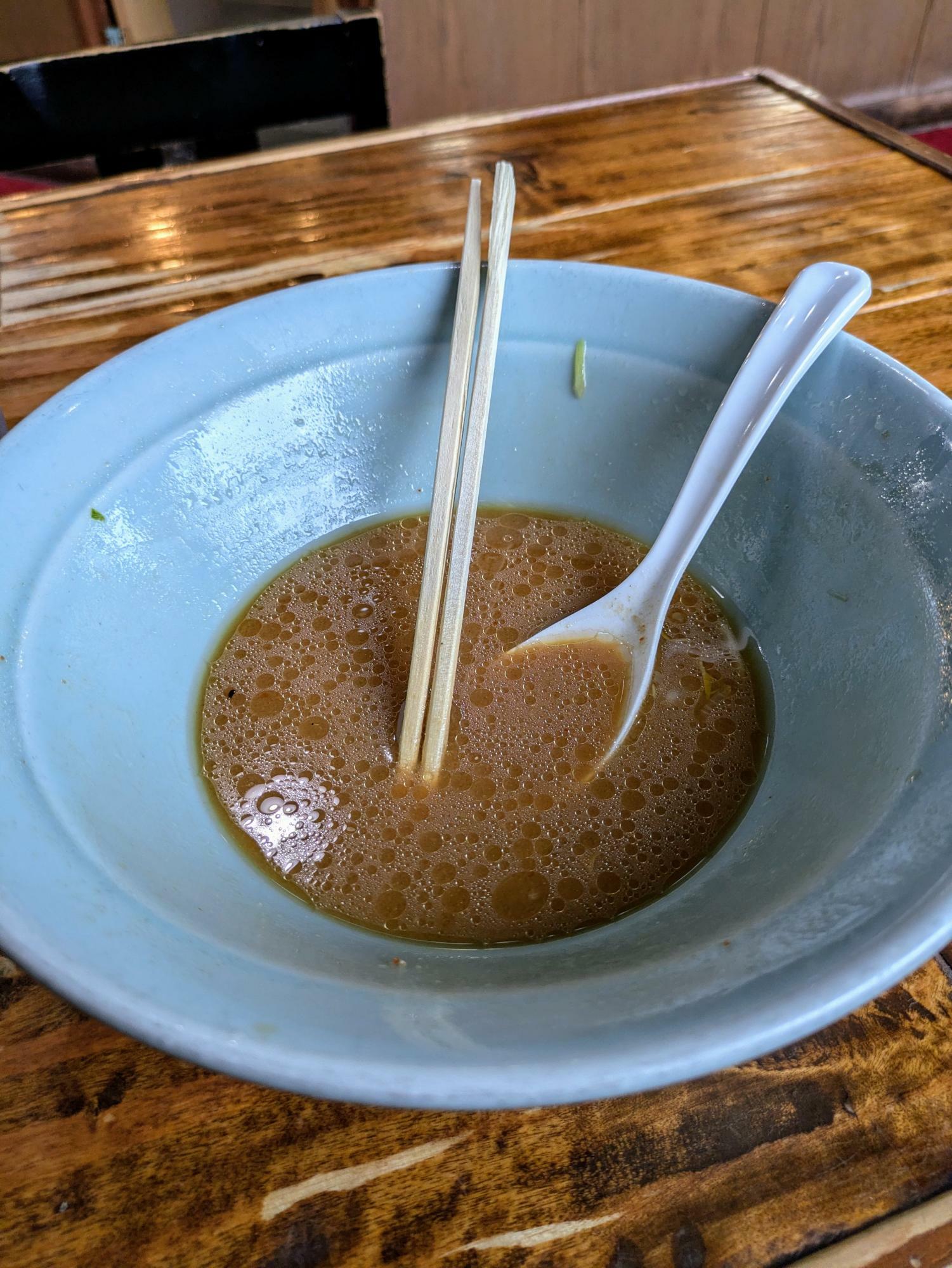 スープも飲み干すところでした(汗)