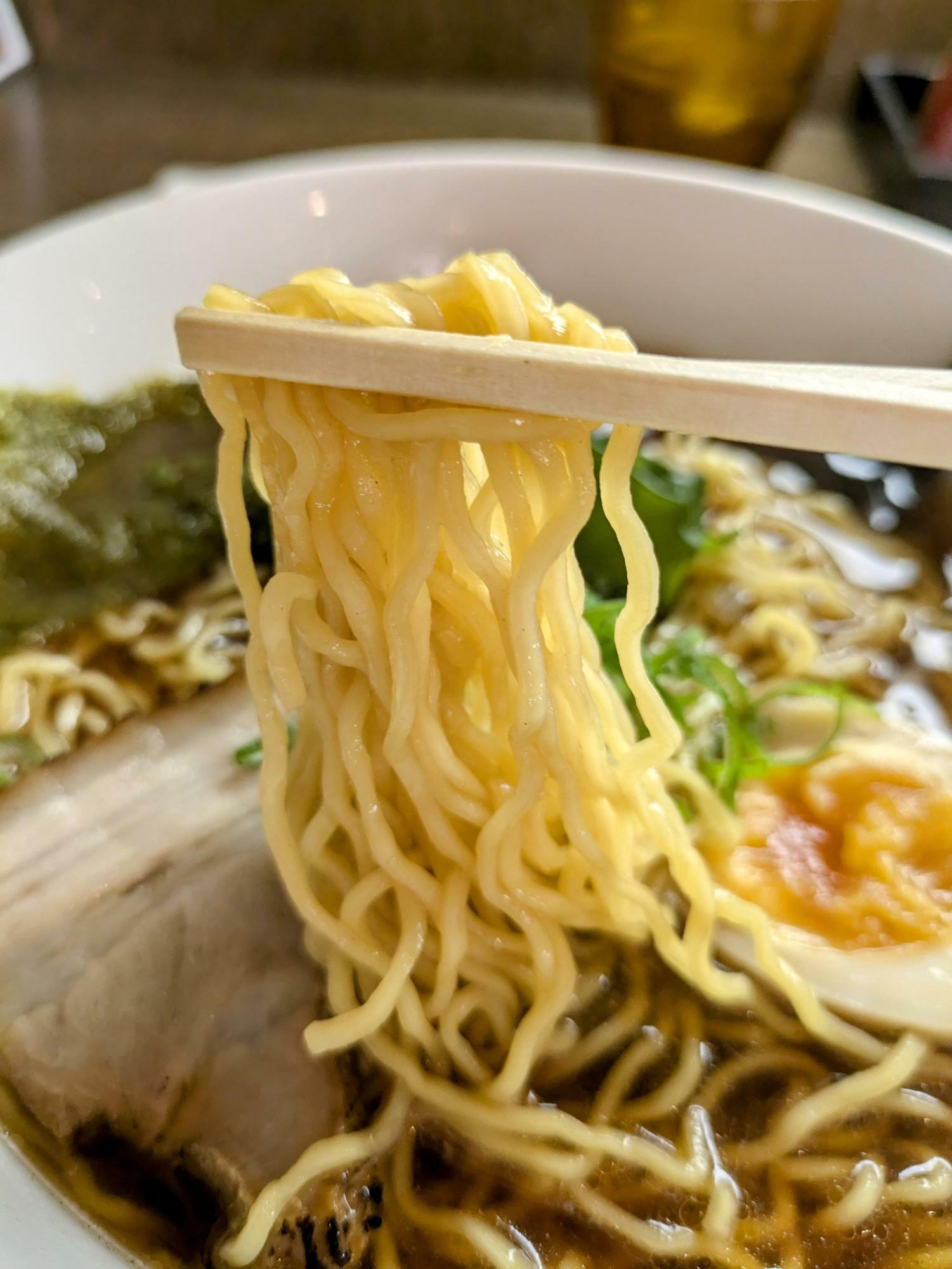 良い感じの中太麺