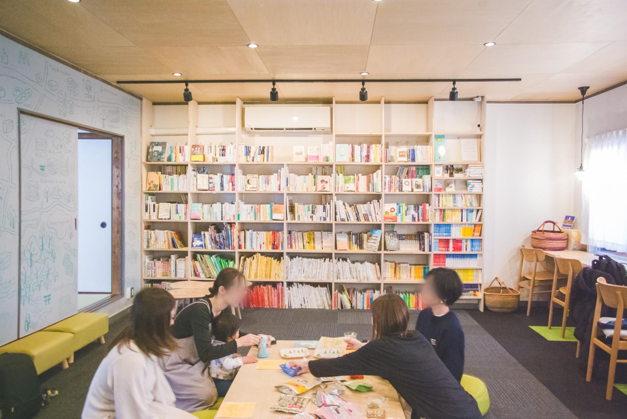 暮らせる図書館